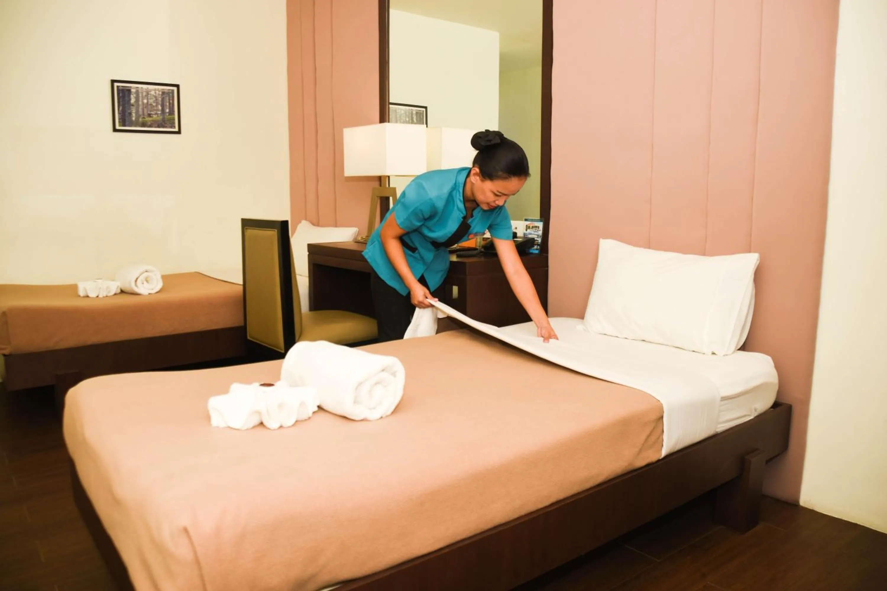 Bed in Tacloban Plaza Hotel