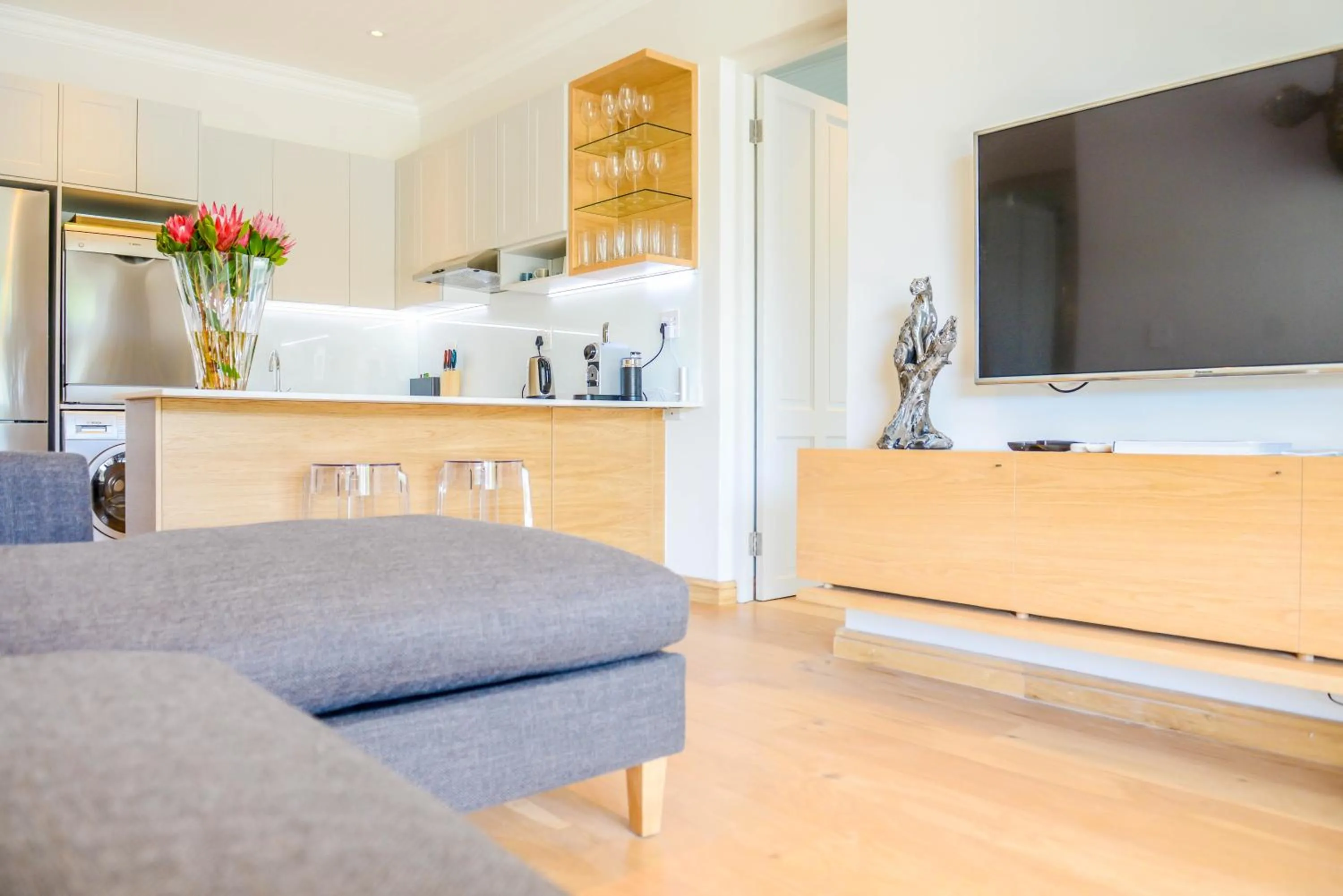 Collection Luxury Accommodation - 7 On Murray 2 En-suite Bedroom Apartment