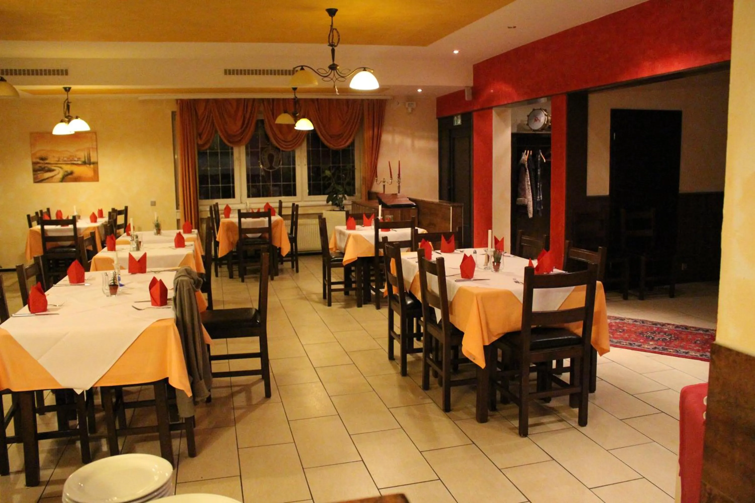 Food and drinks in Legend Hotel