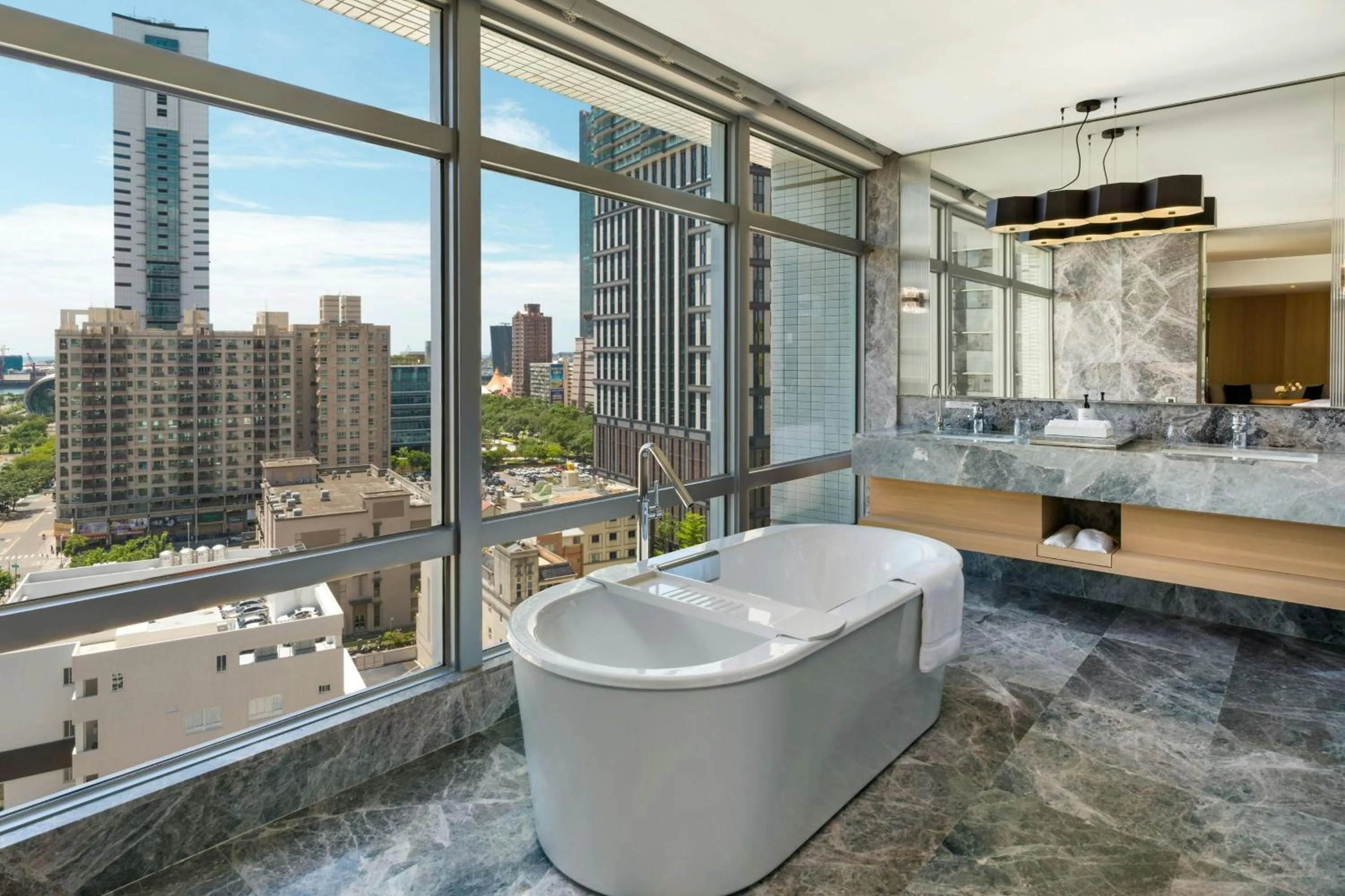 Bathroom in THE AMNIS, a Luxury Collection Hotel, Kaohsiung