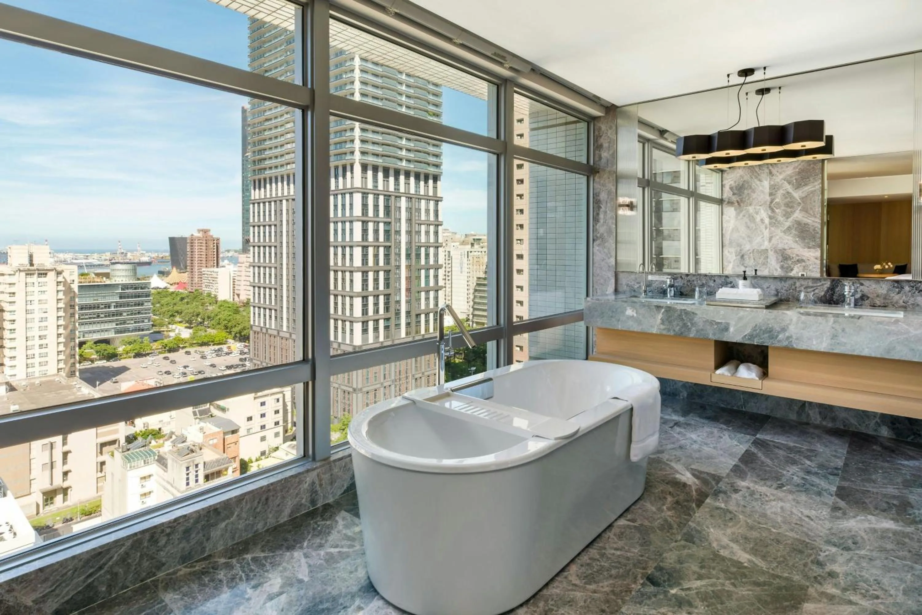 Bathroom in THE AMNIS, a Luxury Collection Hotel, Kaohsiung