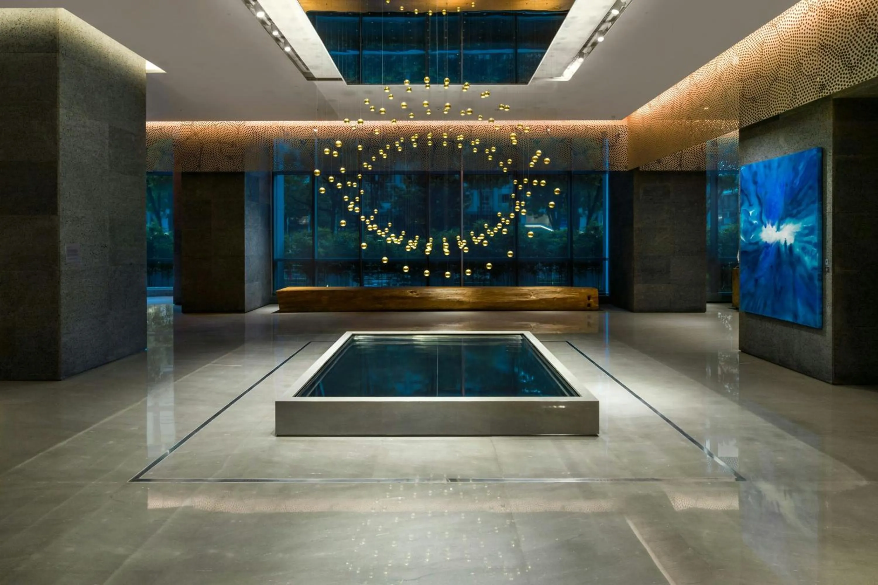 Lobby or reception in THE AMNIS, a Luxury Collection Hotel, Kaohsiung