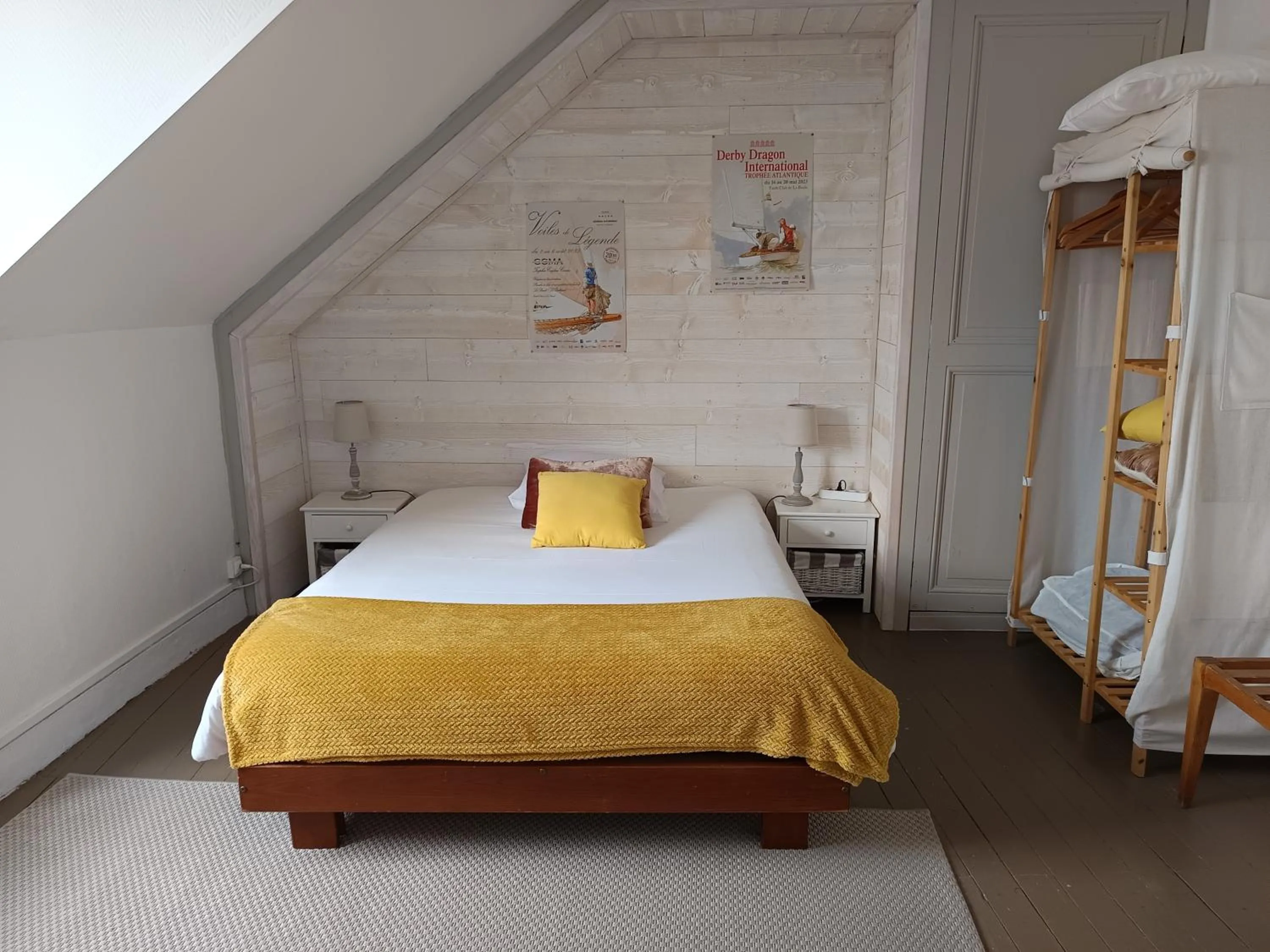Deluxe Double Room with Bath in Hôtel L'albatros