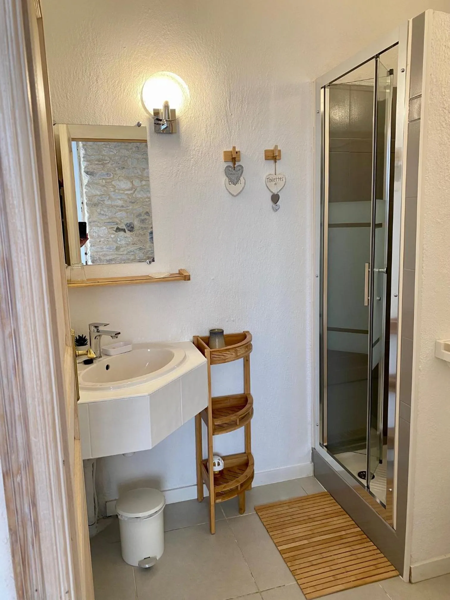 Standard Twin Room in Hôtel L'albatros