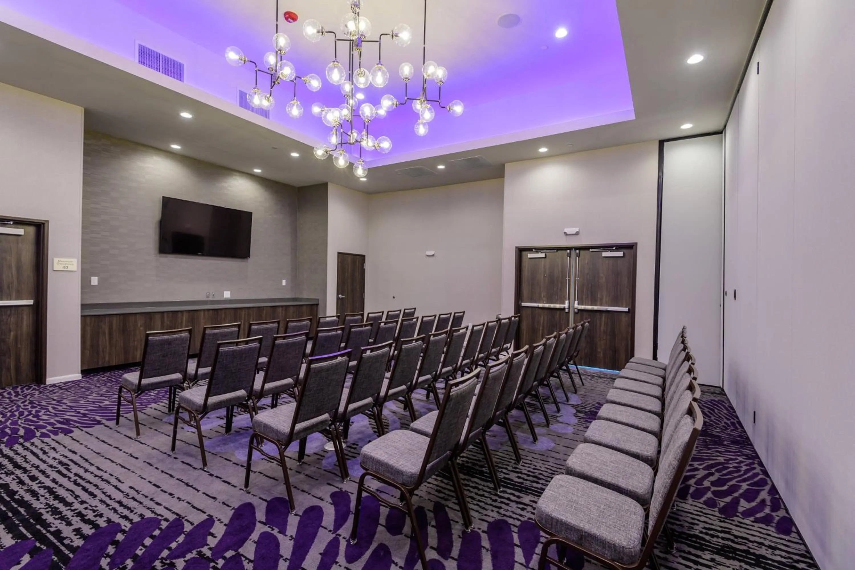 Meeting/conference room in Courtyard by Marriott Lake Jackson