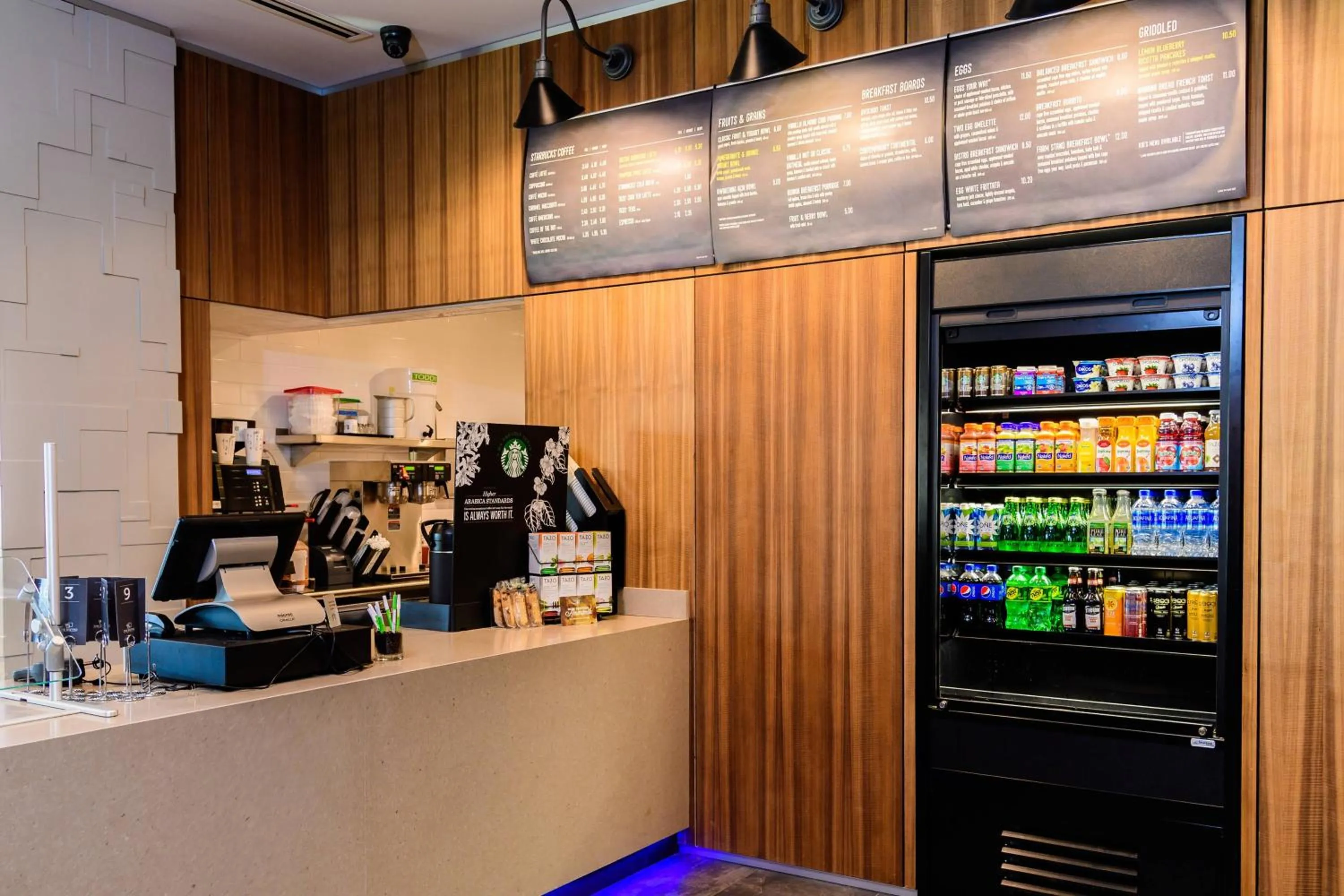 Restaurant/places to eat in Courtyard by Marriott Lake Jackson