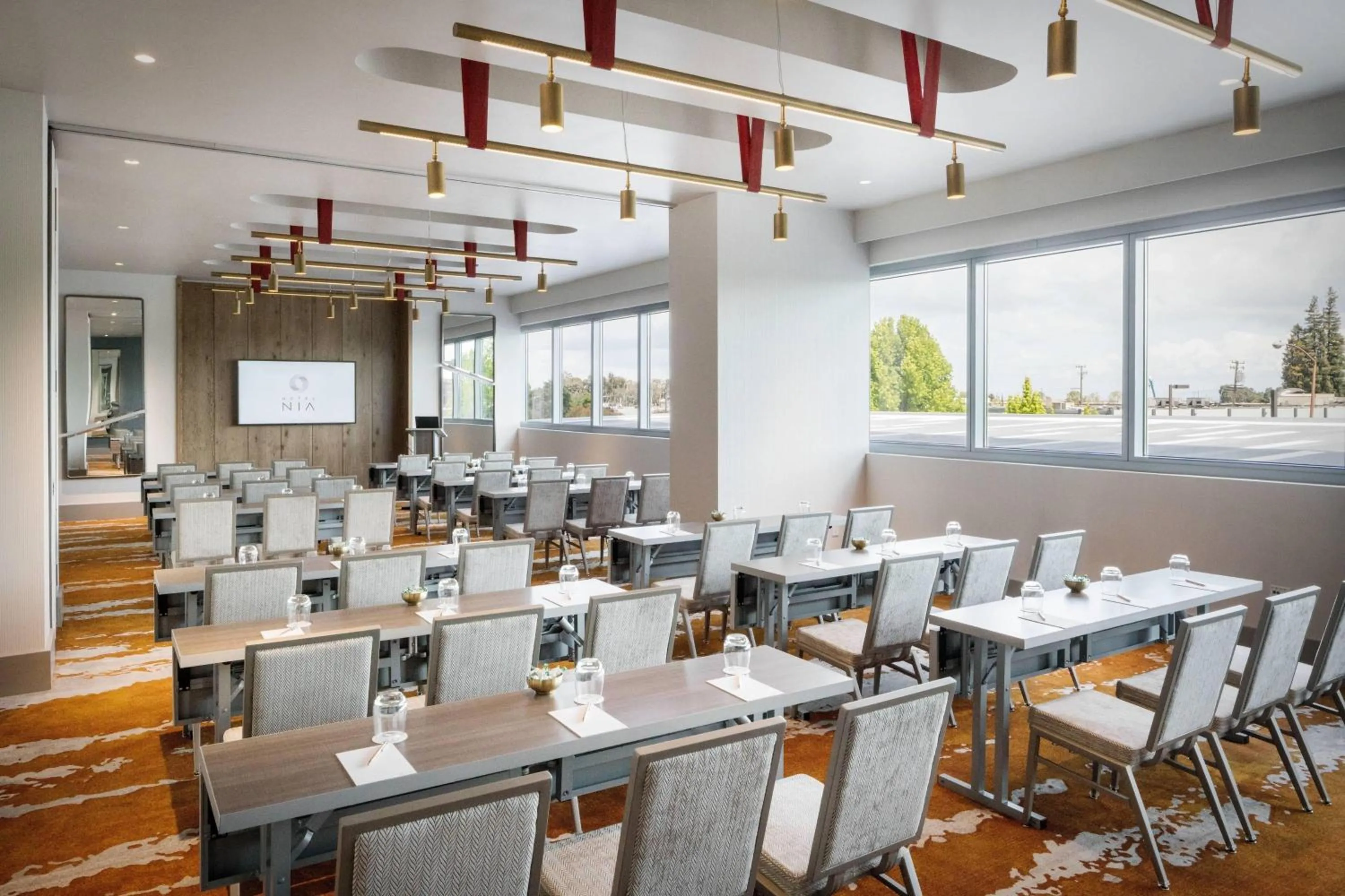 Meeting/conference room in Hotel Nia, Autograph Collection