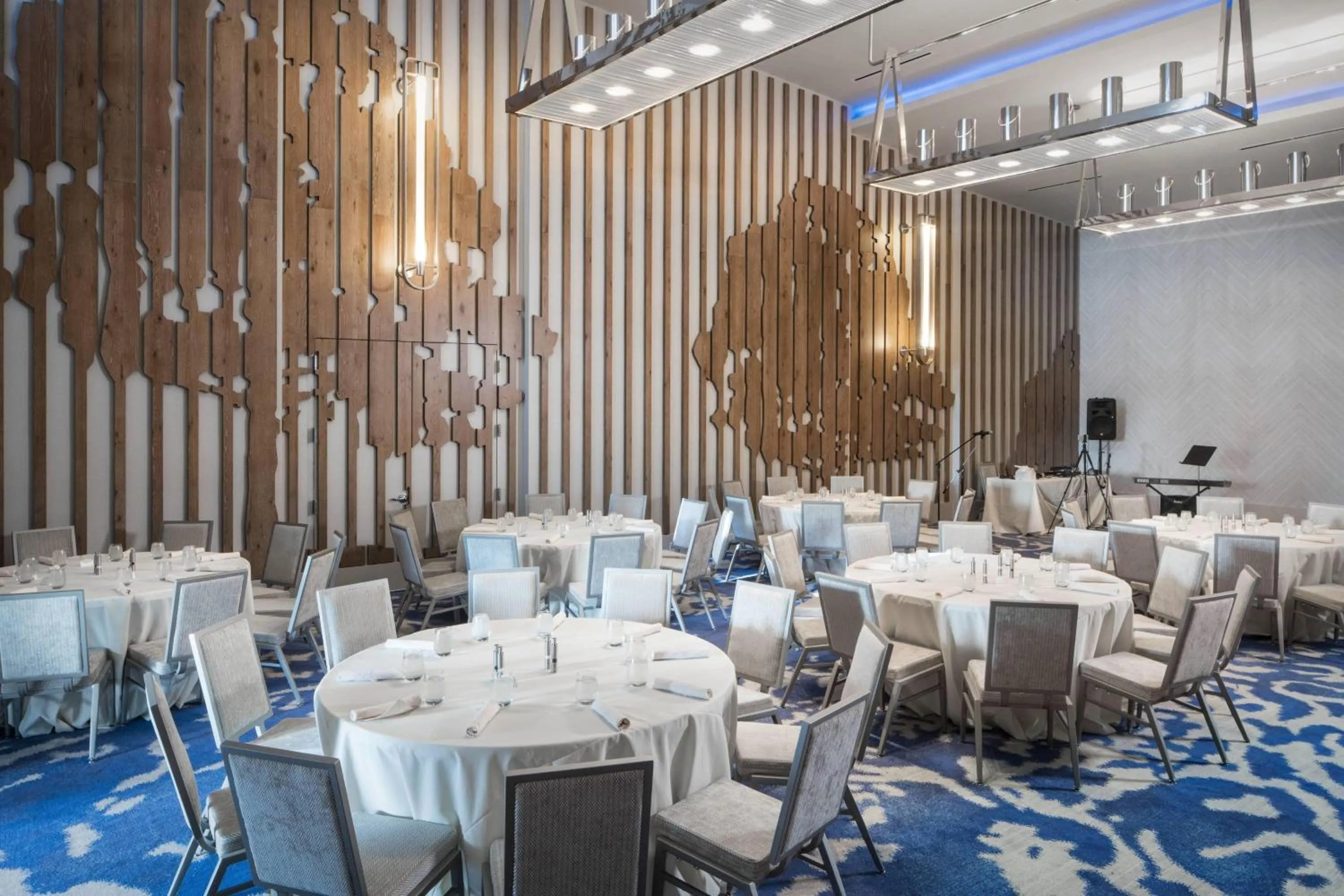 Meeting/conference room in Hotel Nia, Autograph Collection