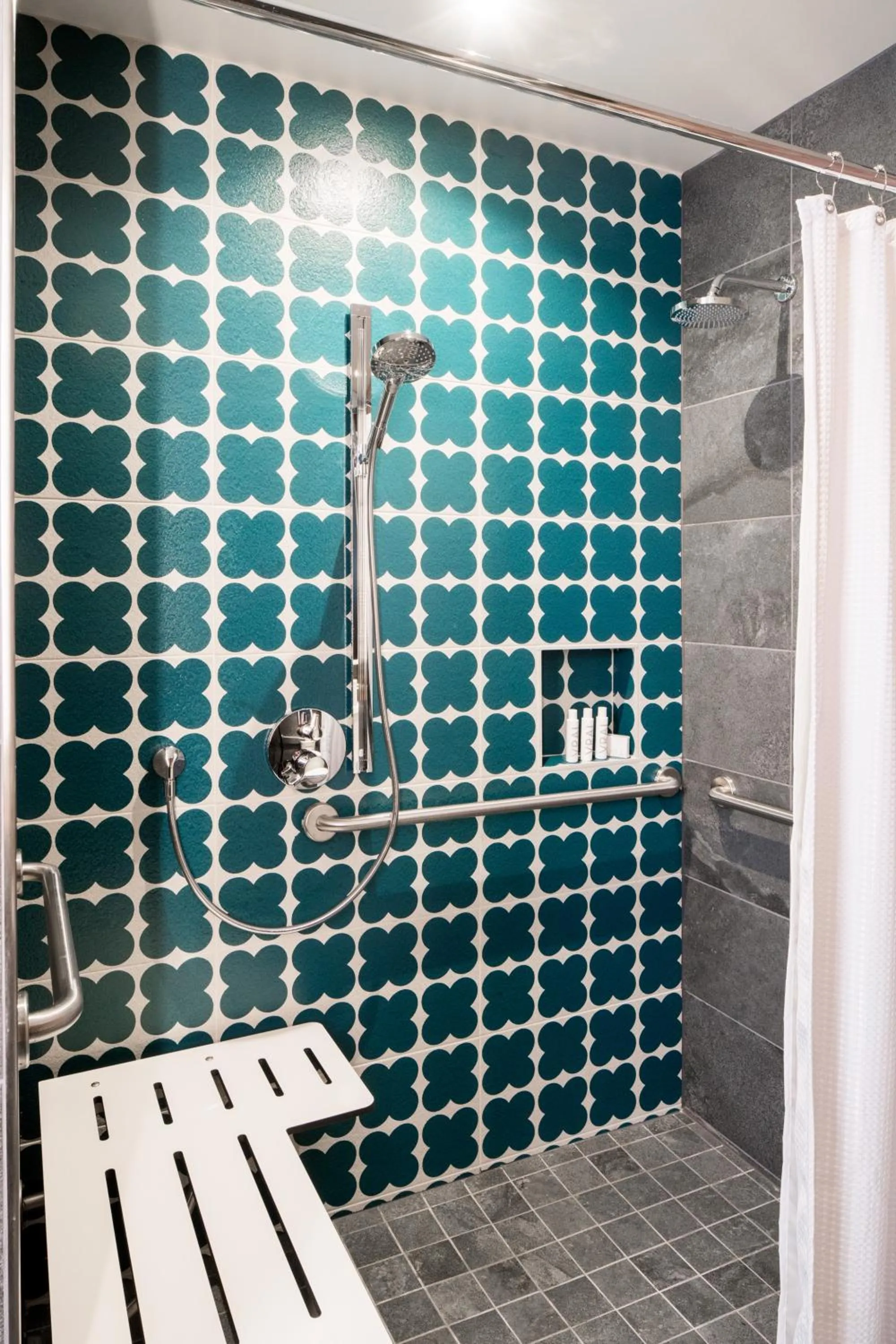 Shower in Hotel Nia, Autograph Collection