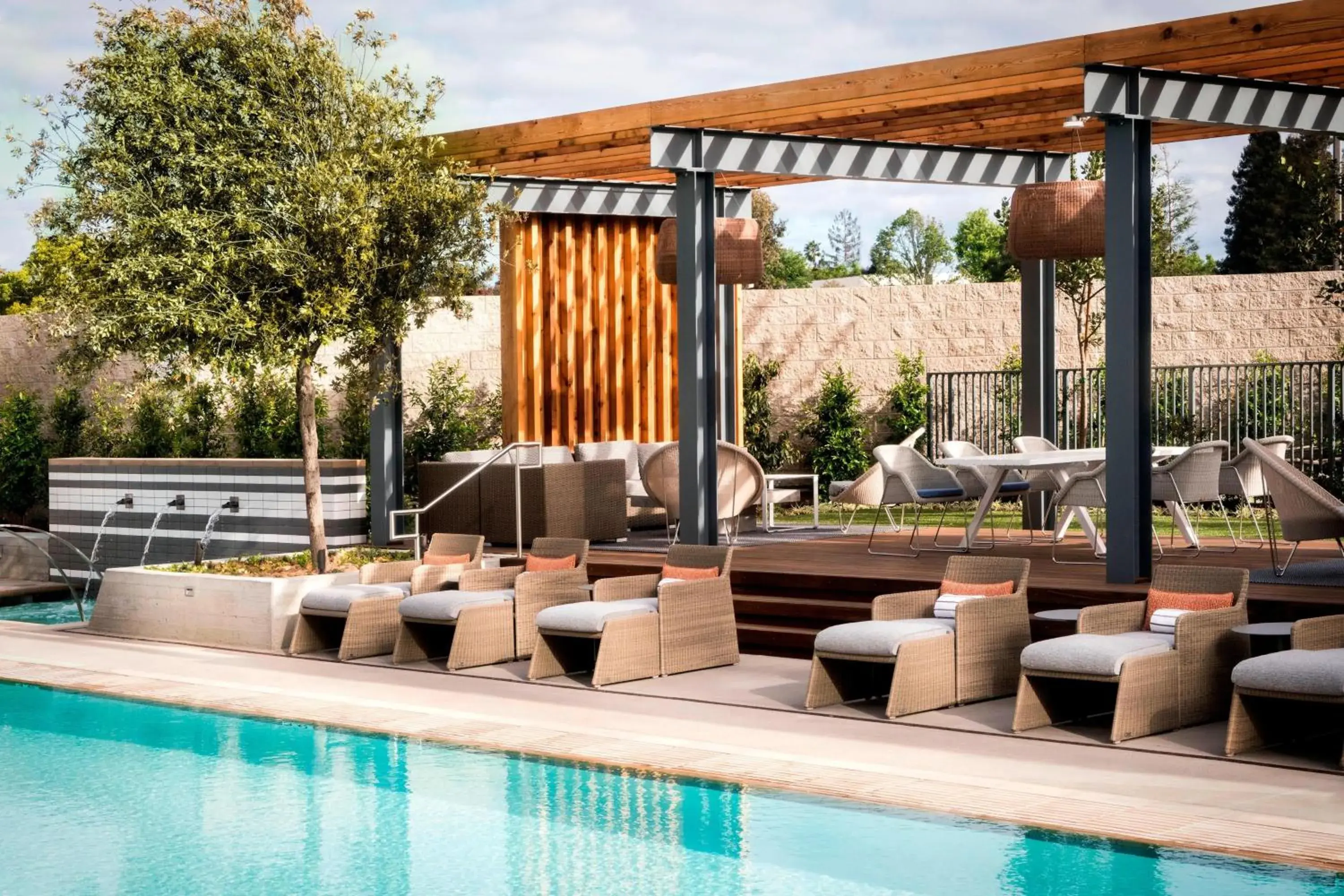 Swimming pool in Hotel Nia, Autograph Collection Swimming pool in Hotel Nia, Autograph Collection