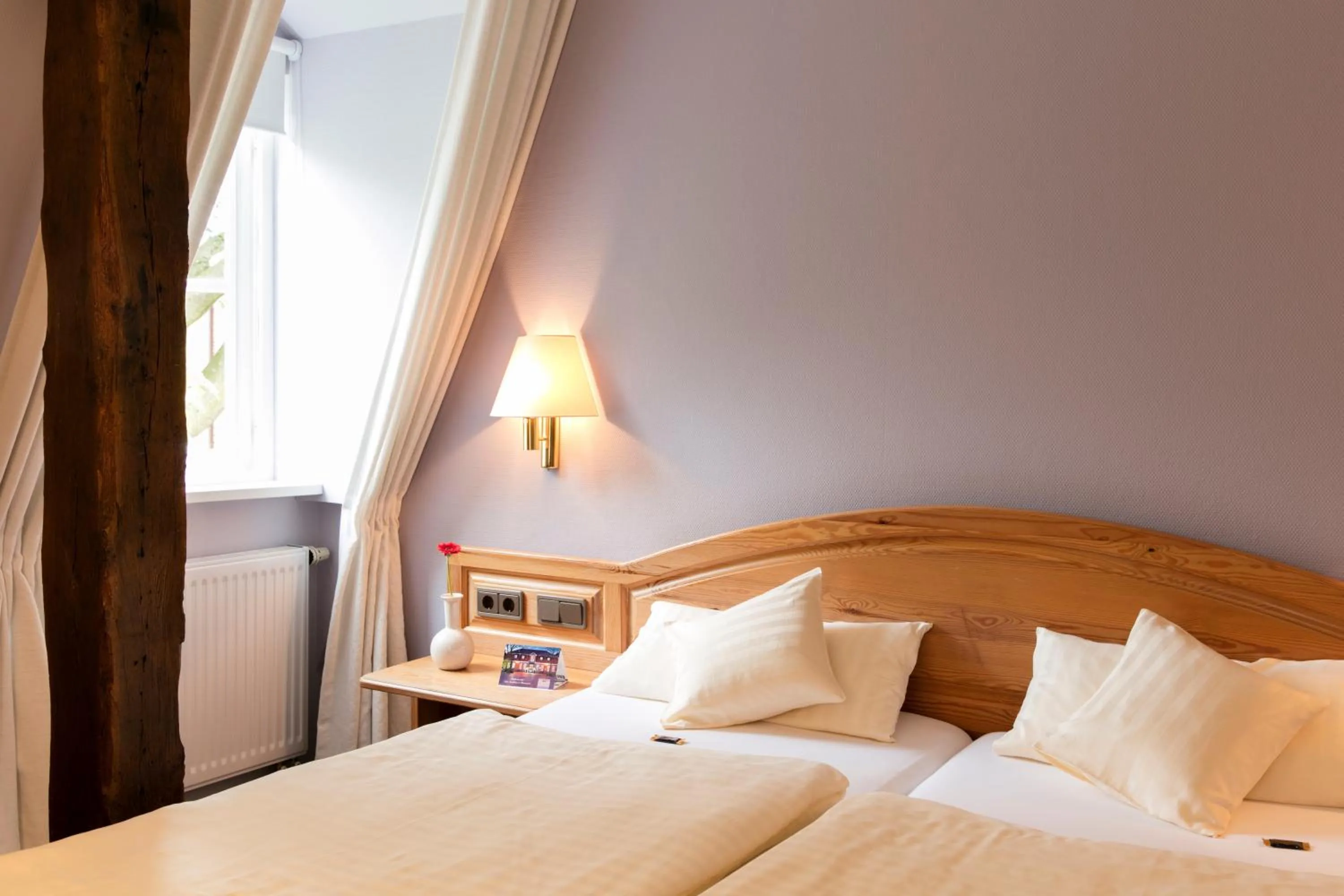 Bedroom, Bed in Hotel Altes Stadthaus