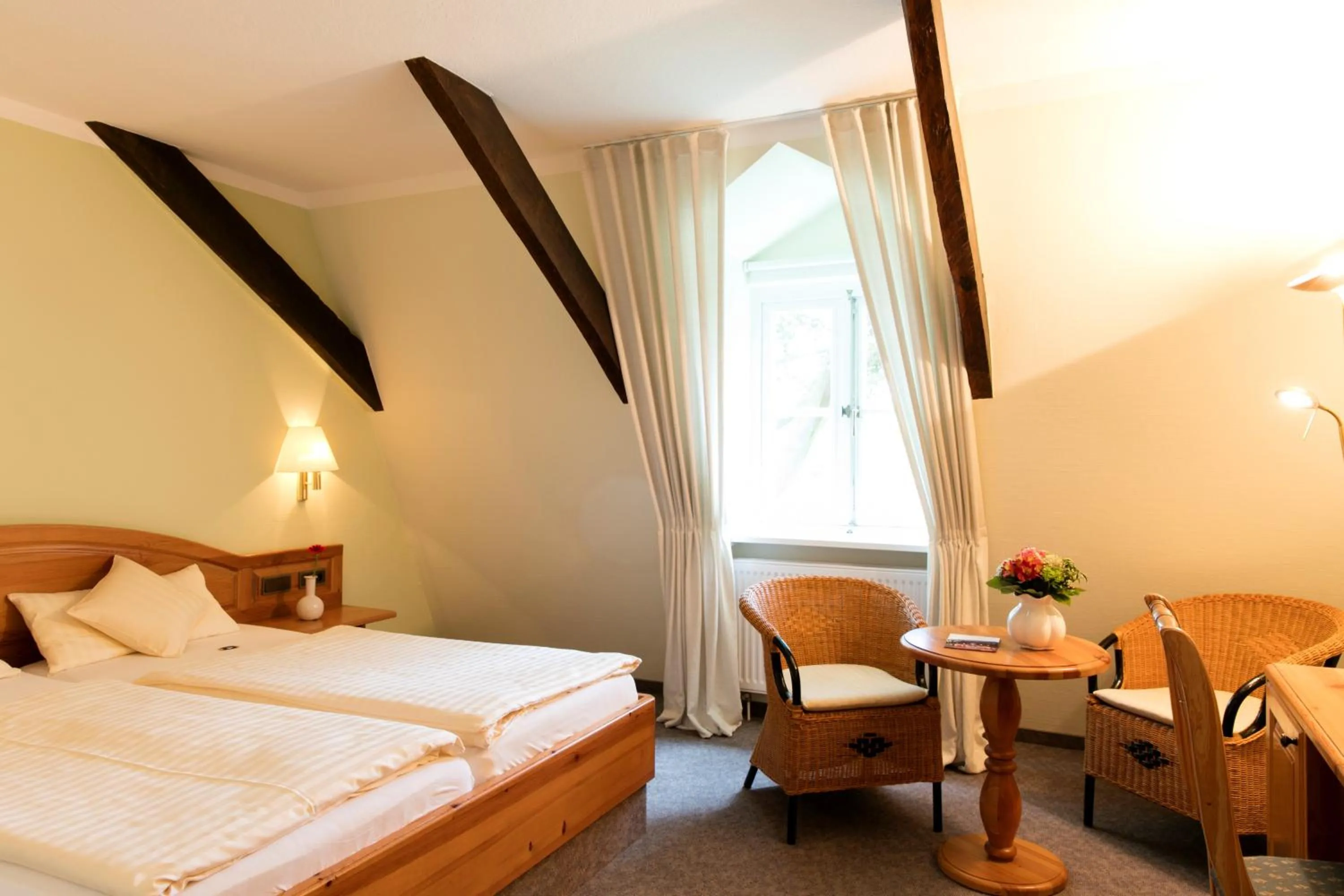 Photo of the whole room, Bed in Hotel Altes Stadthaus