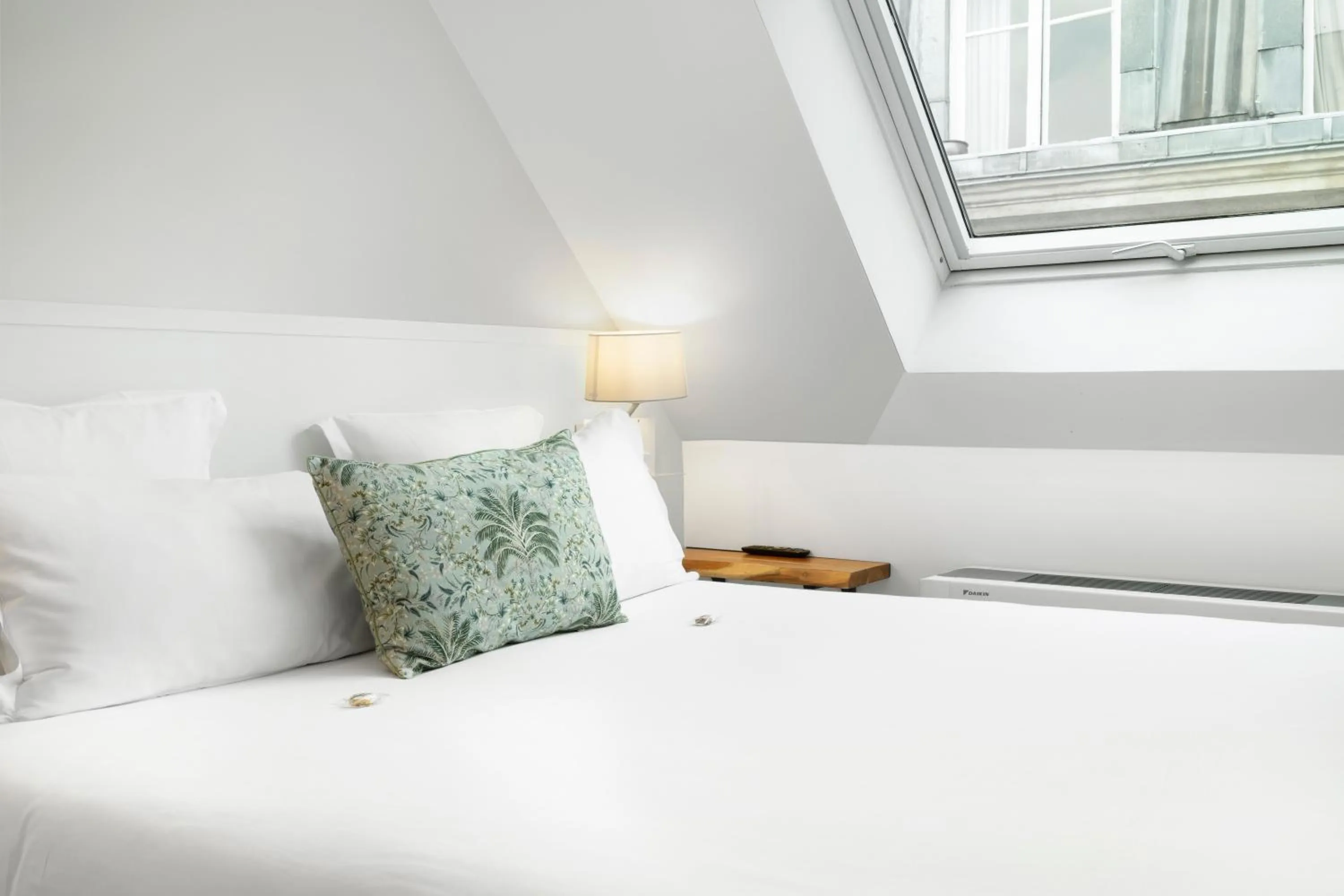 Bed in Trendy Canettes Hotel