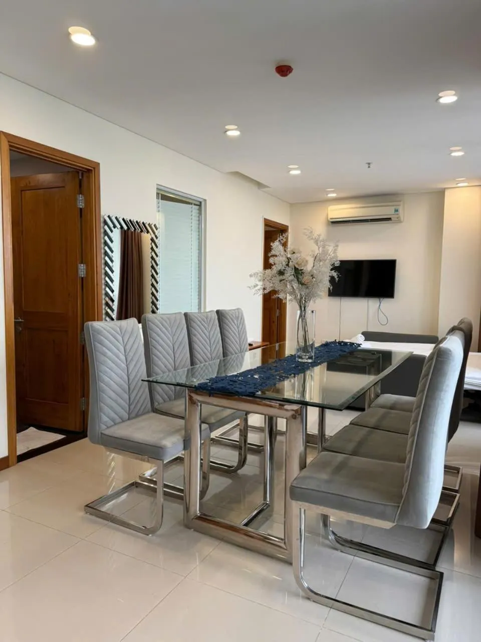 Holi Beach Hotel & Apartments