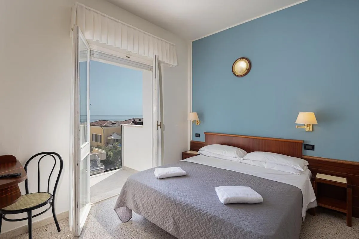 Bed in Hotel Avana Fronte Mare