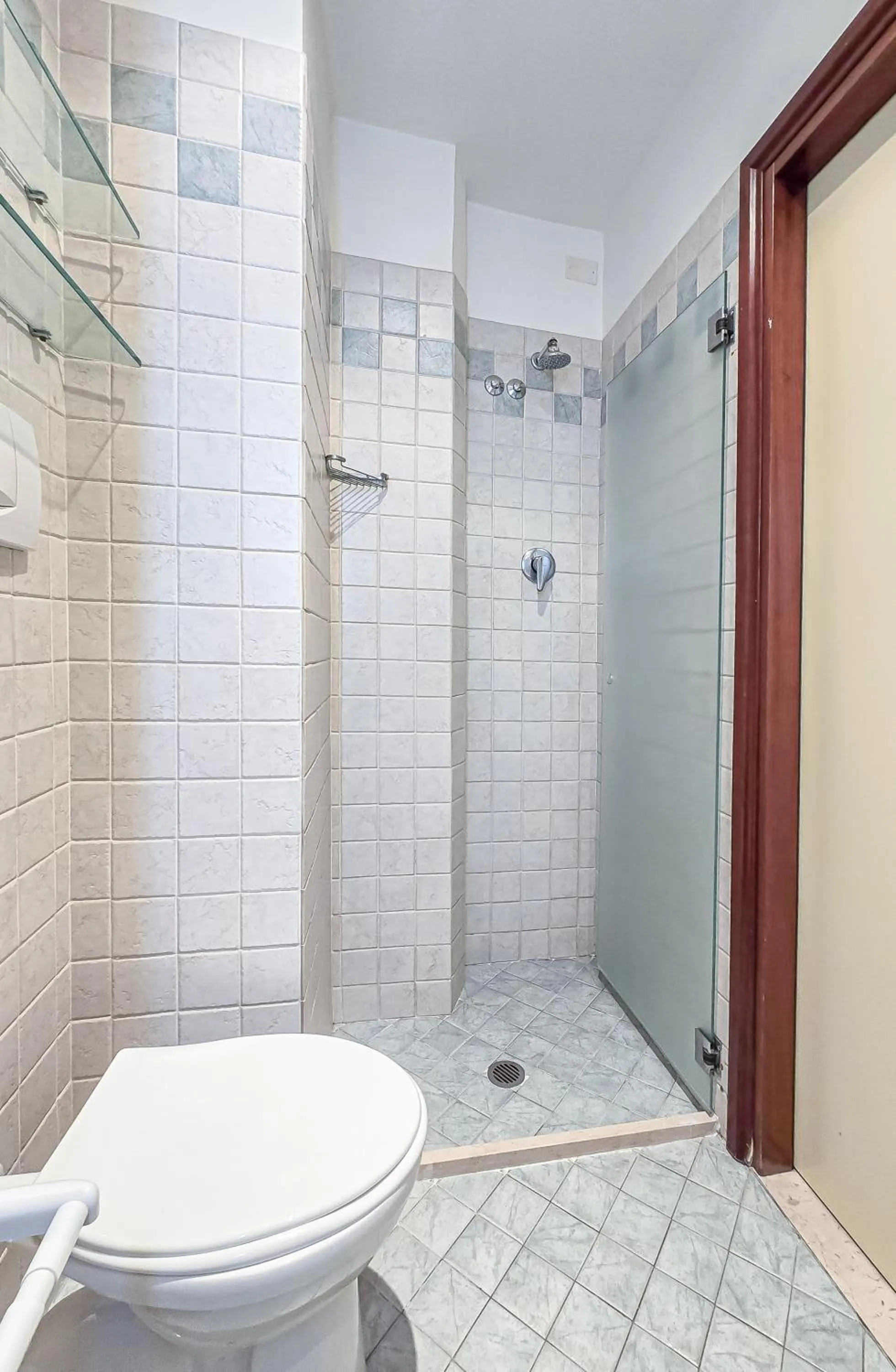 Toilet in Hotel Avana Fronte Mare