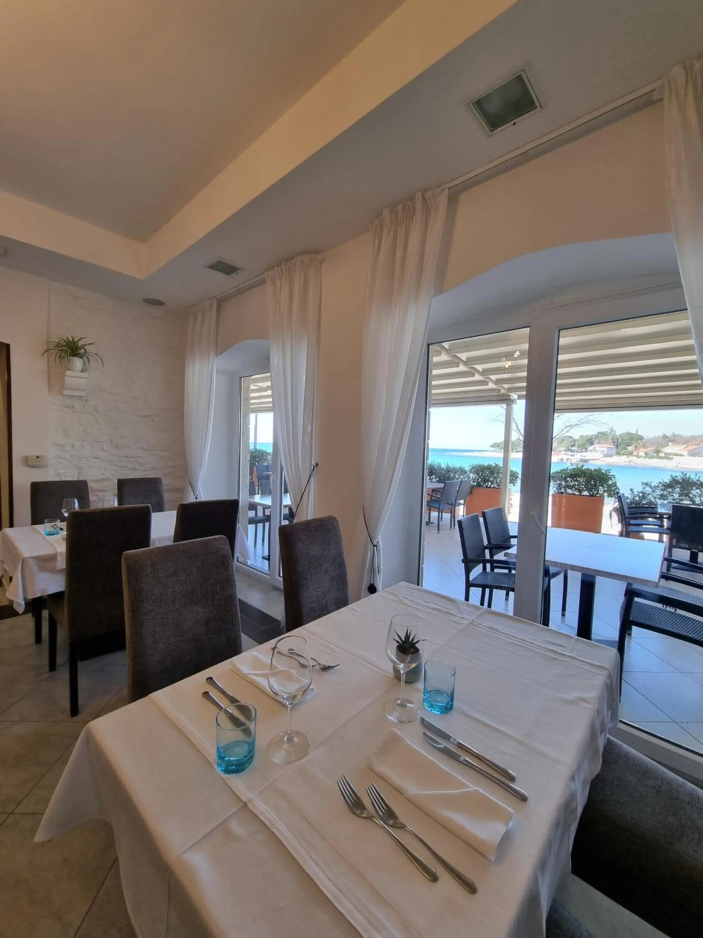 Restaurant/places to eat in Hotel Zlatna Vala