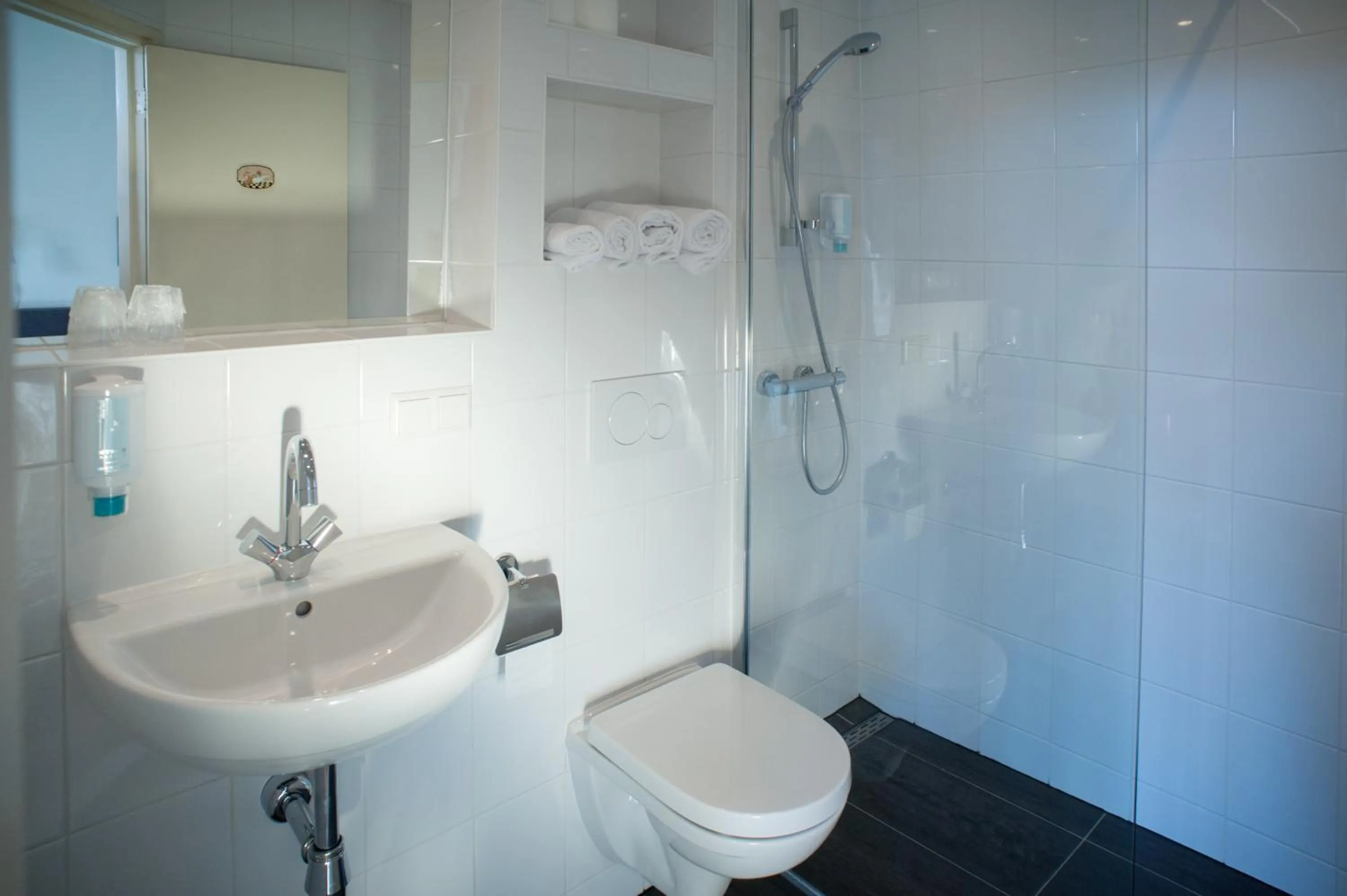 Toilet in Hotel Grand Cafe Deight