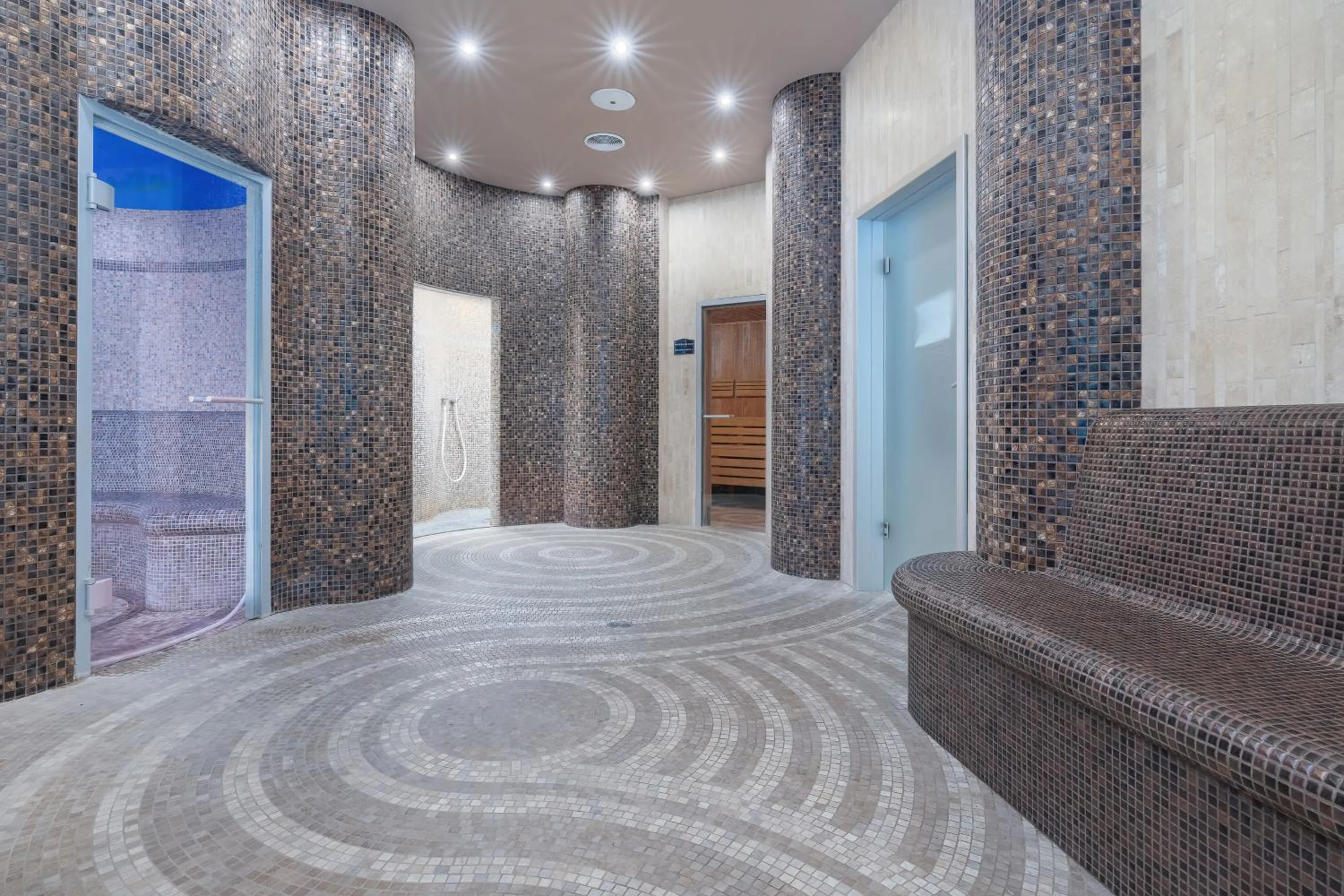 Sauna in Hotel&Spa Stary Dziwnów basen swimming pool