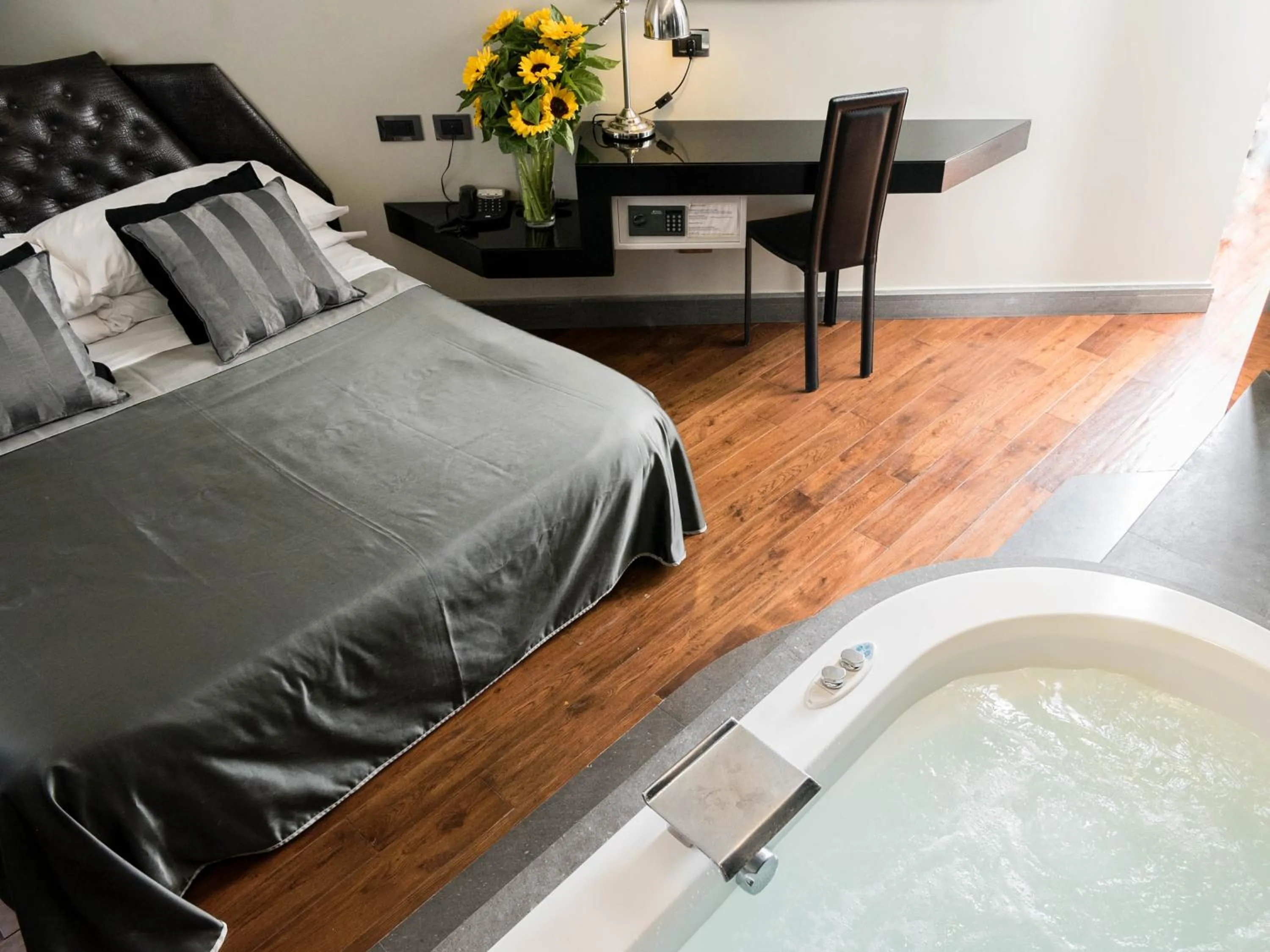 Photo of the whole room, Bed in Le Stanze Di Federica