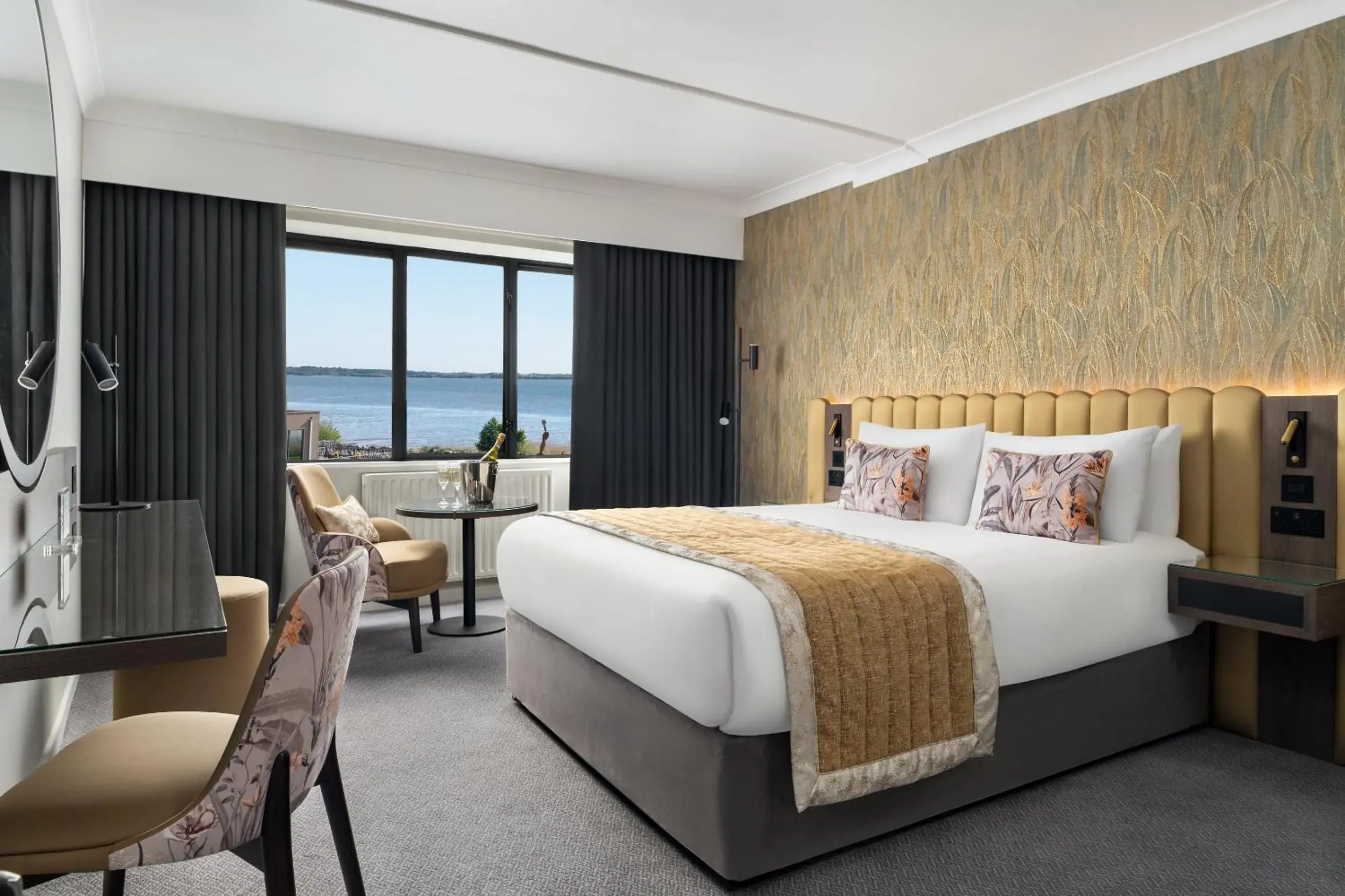 Bedroom, Bed in Ferrycarrig Hotel Bedroom, Bed in Ferrycarrig Hotel