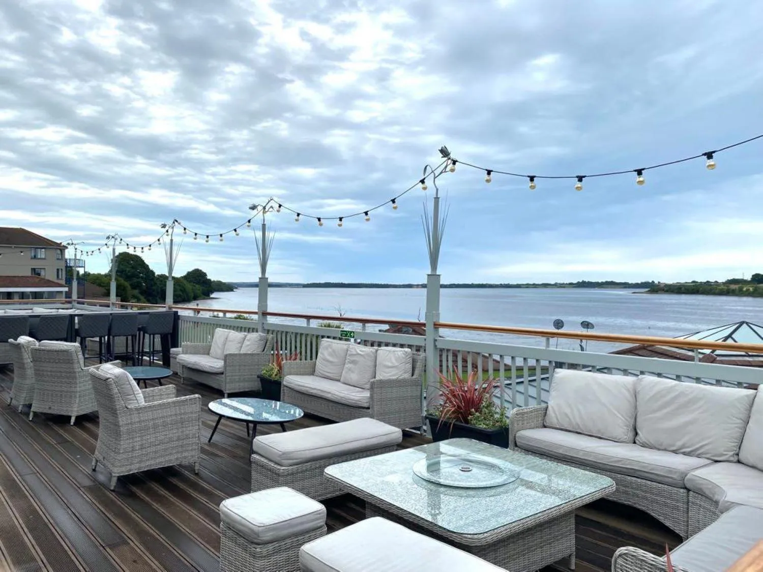 Patio in Ferrycarrig Hotel