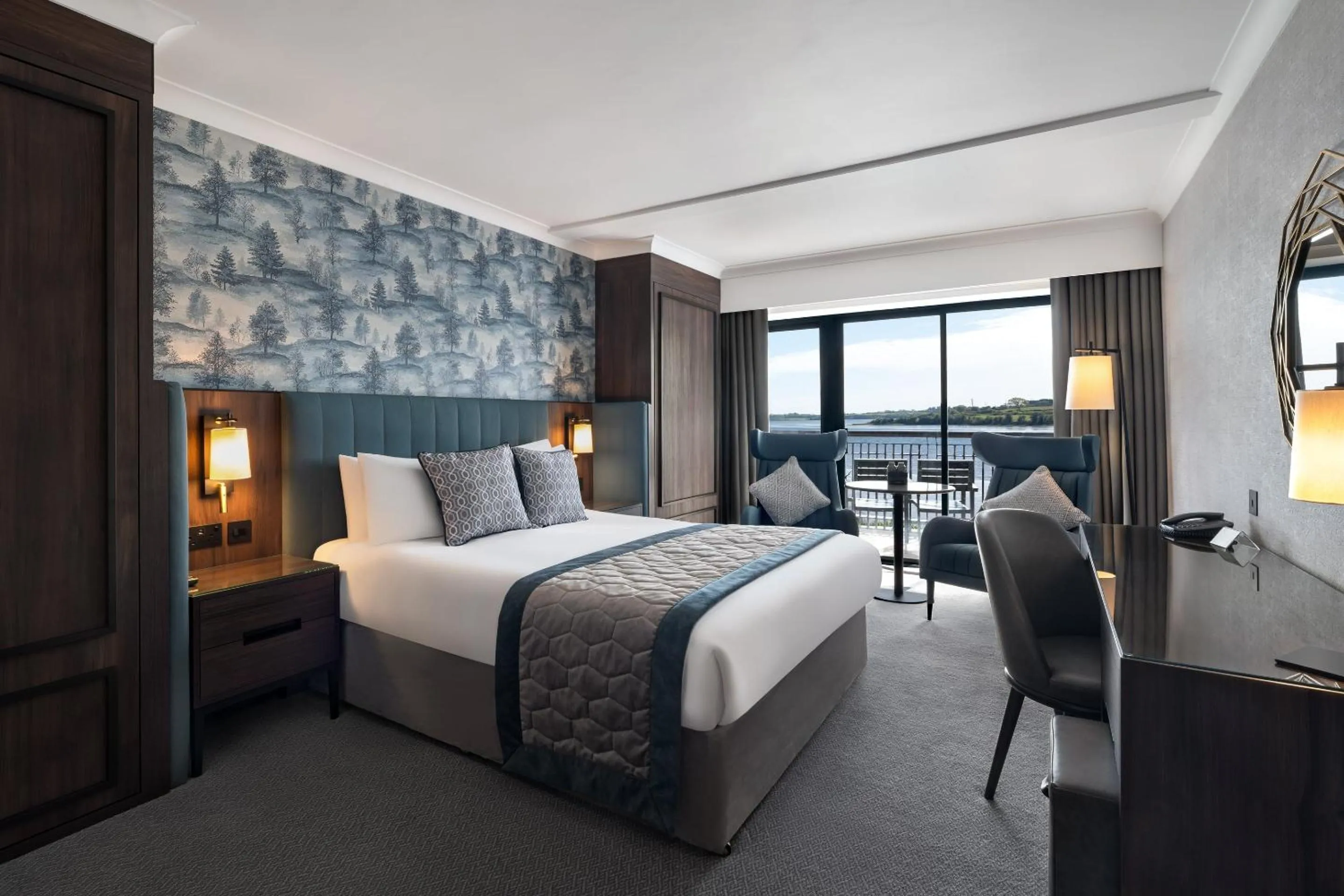 Bedroom, Bed in Ferrycarrig Hotel