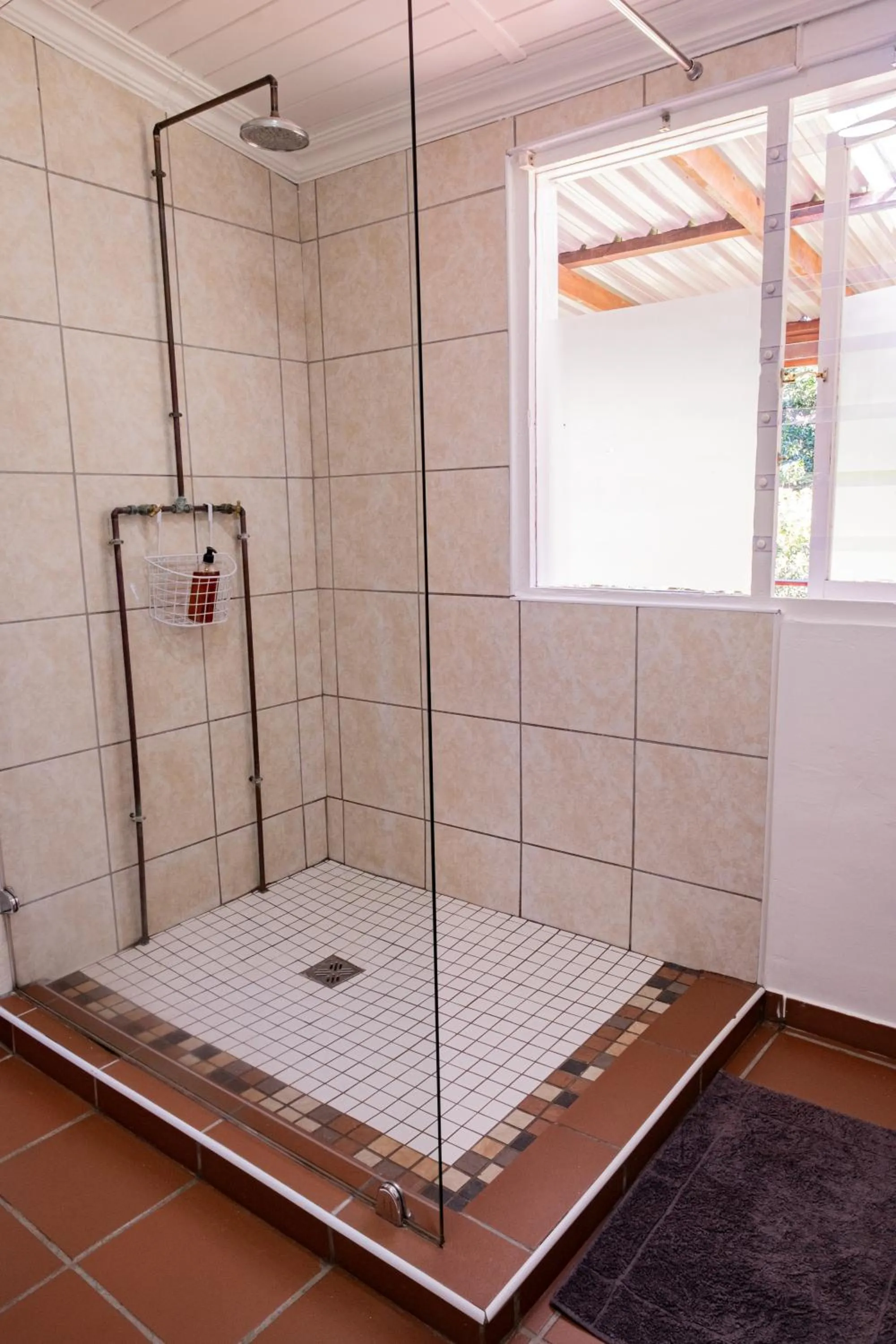 Shower in Natures Way Bushbuck Cottage