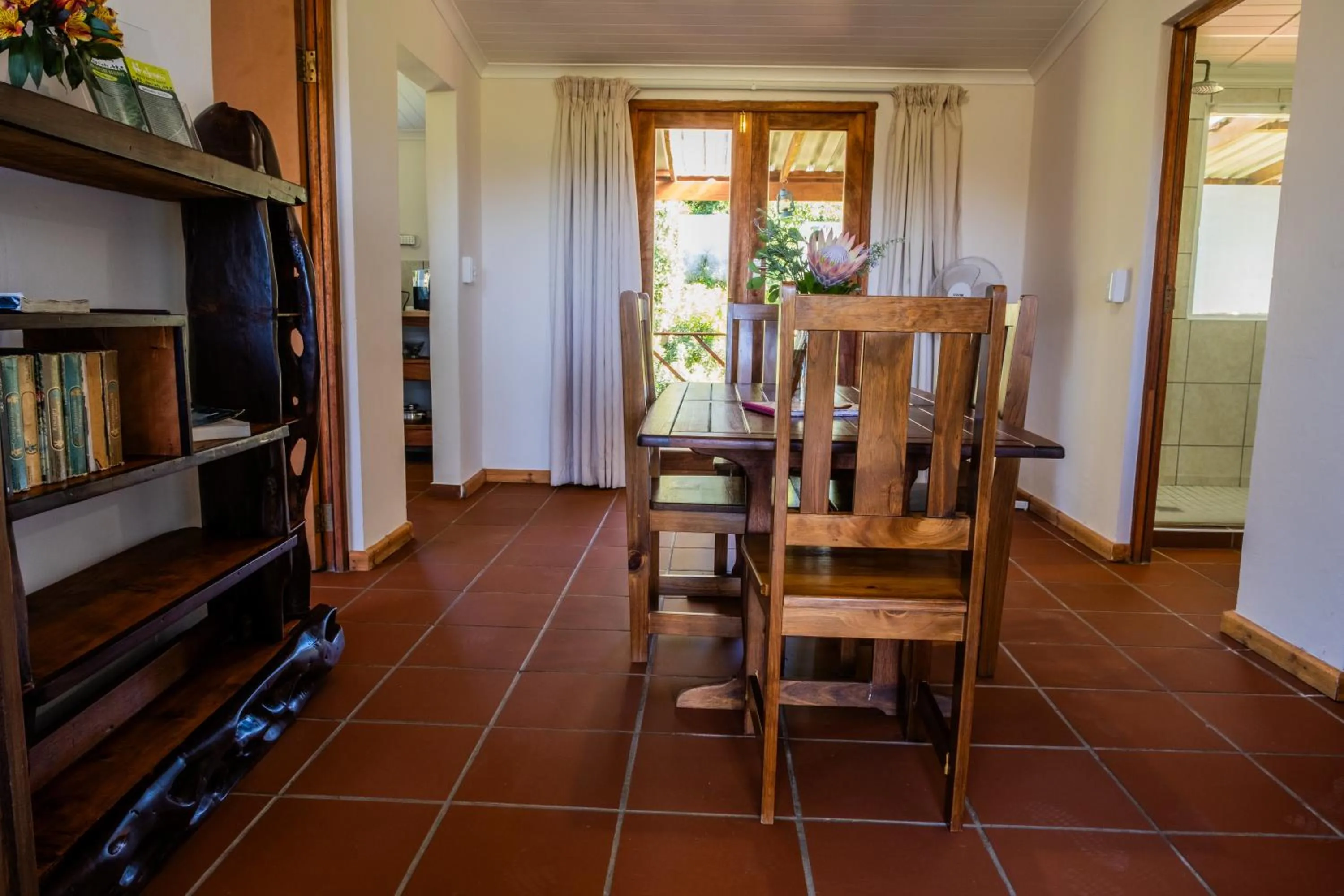 Dining area in Natures Way Bushbuck Cottage