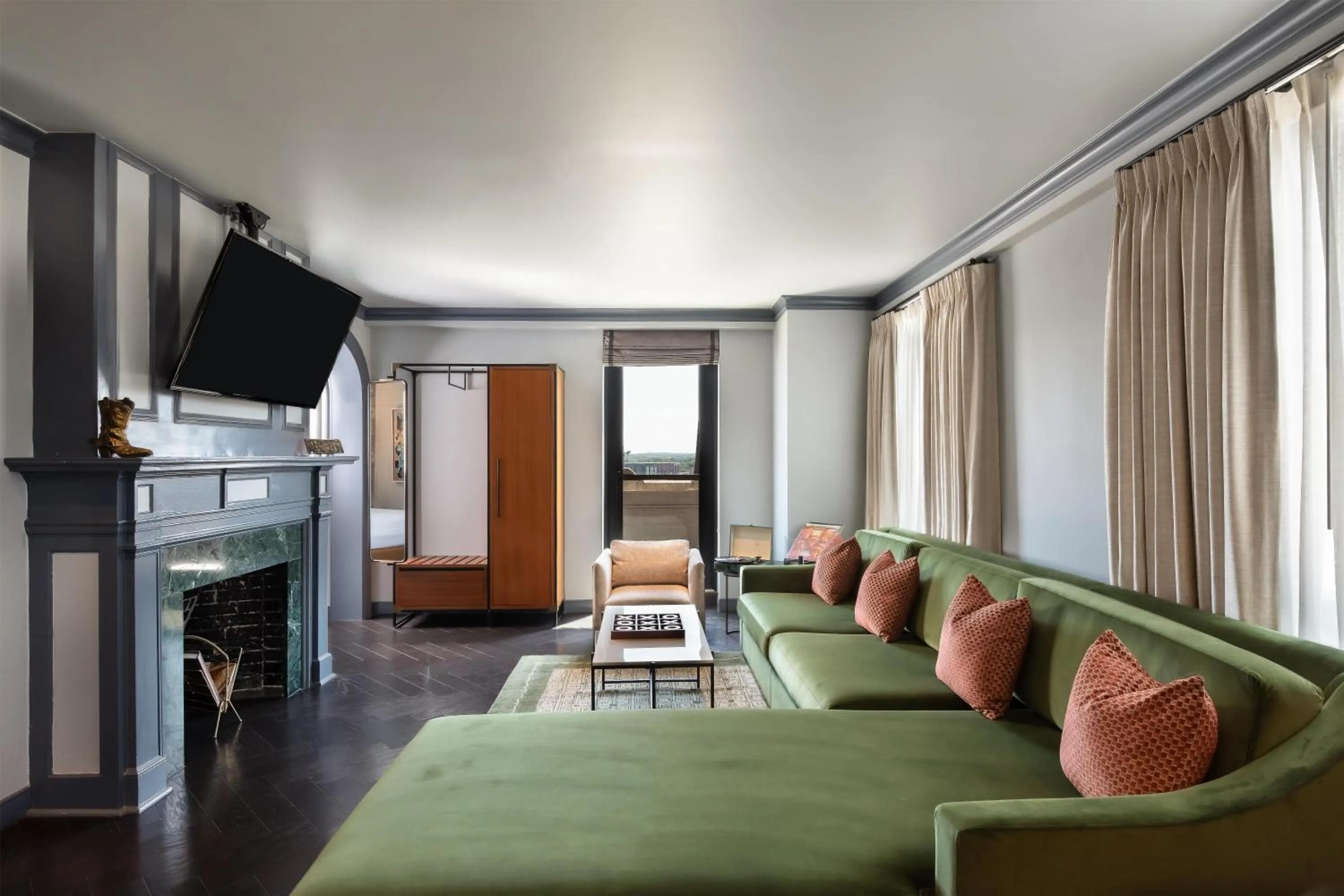 Photo of the whole room in Holston House Nashville, in The Unbound Collection by Hyatt