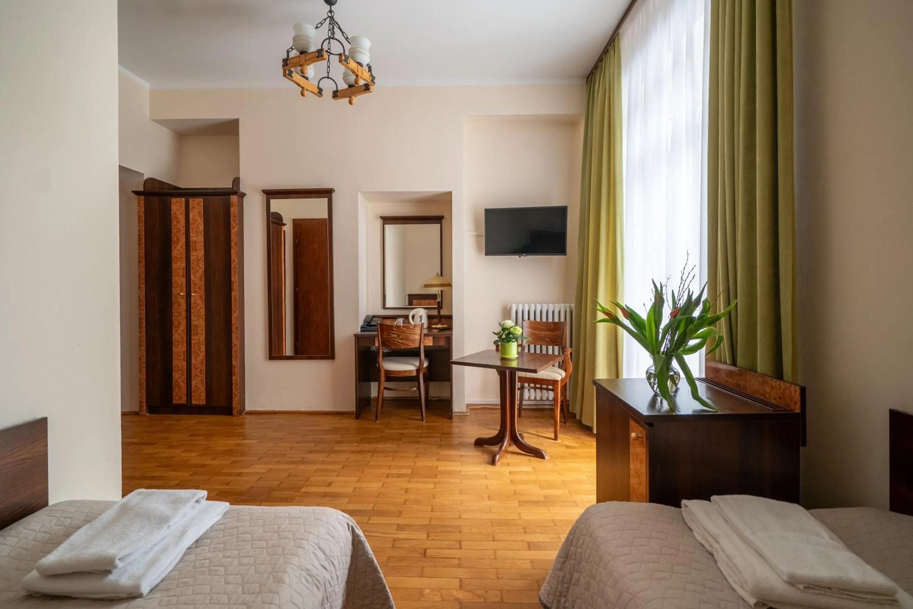 TV and multimedia, Bed in Zespół Dolina Białego - Willa Pan Tadeusz