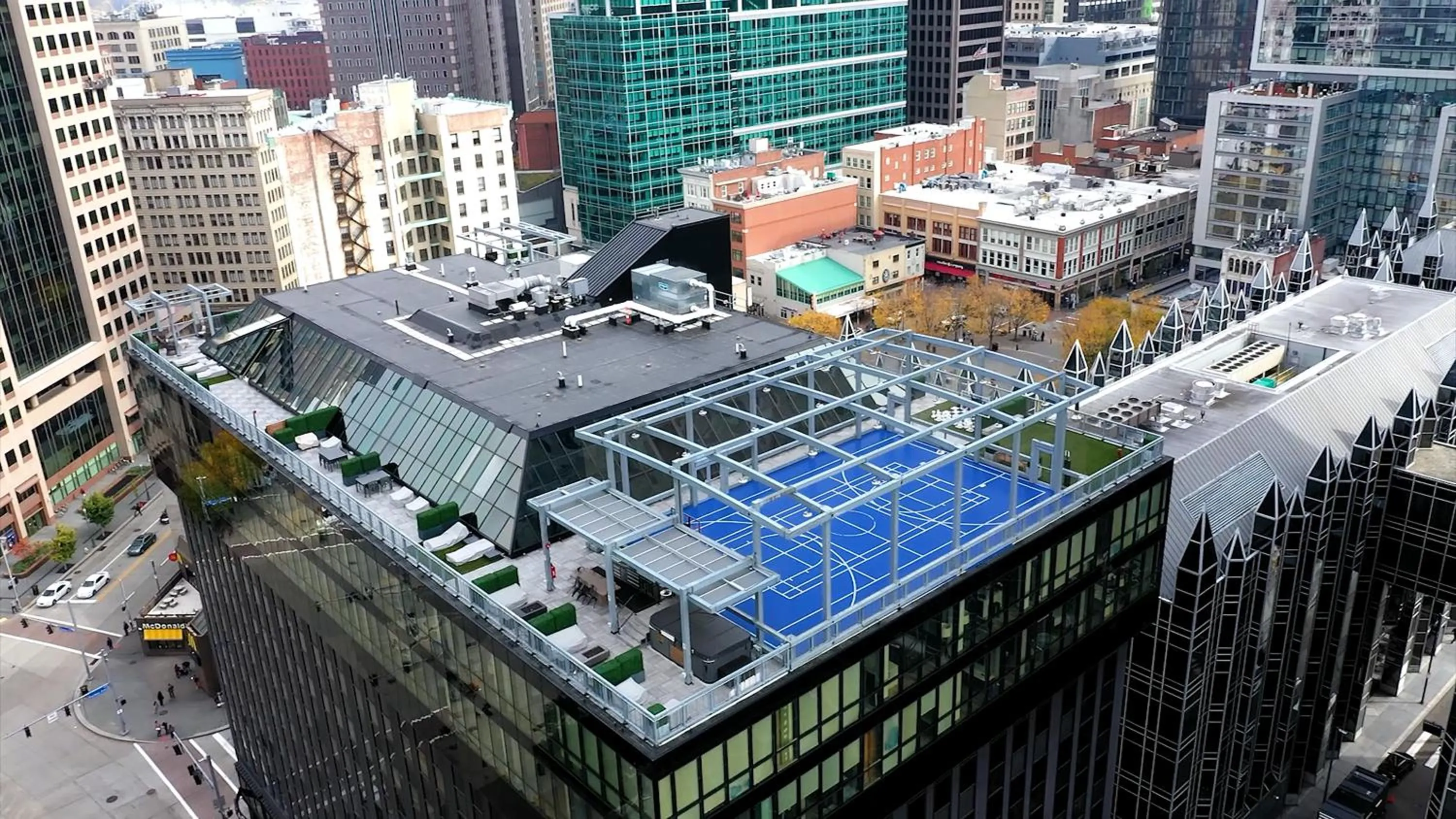 Property building in Etage Executive Living