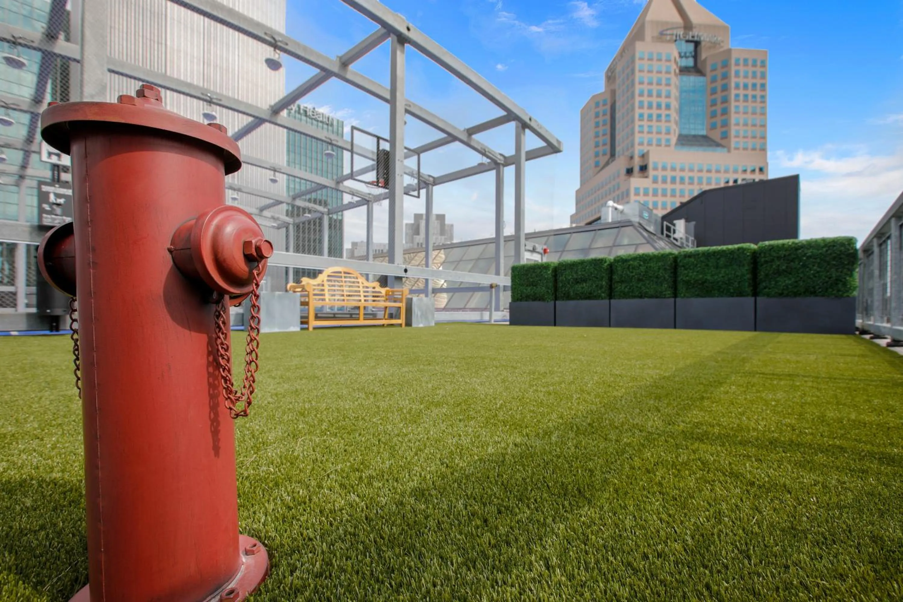 Pets in Etage Executive Living