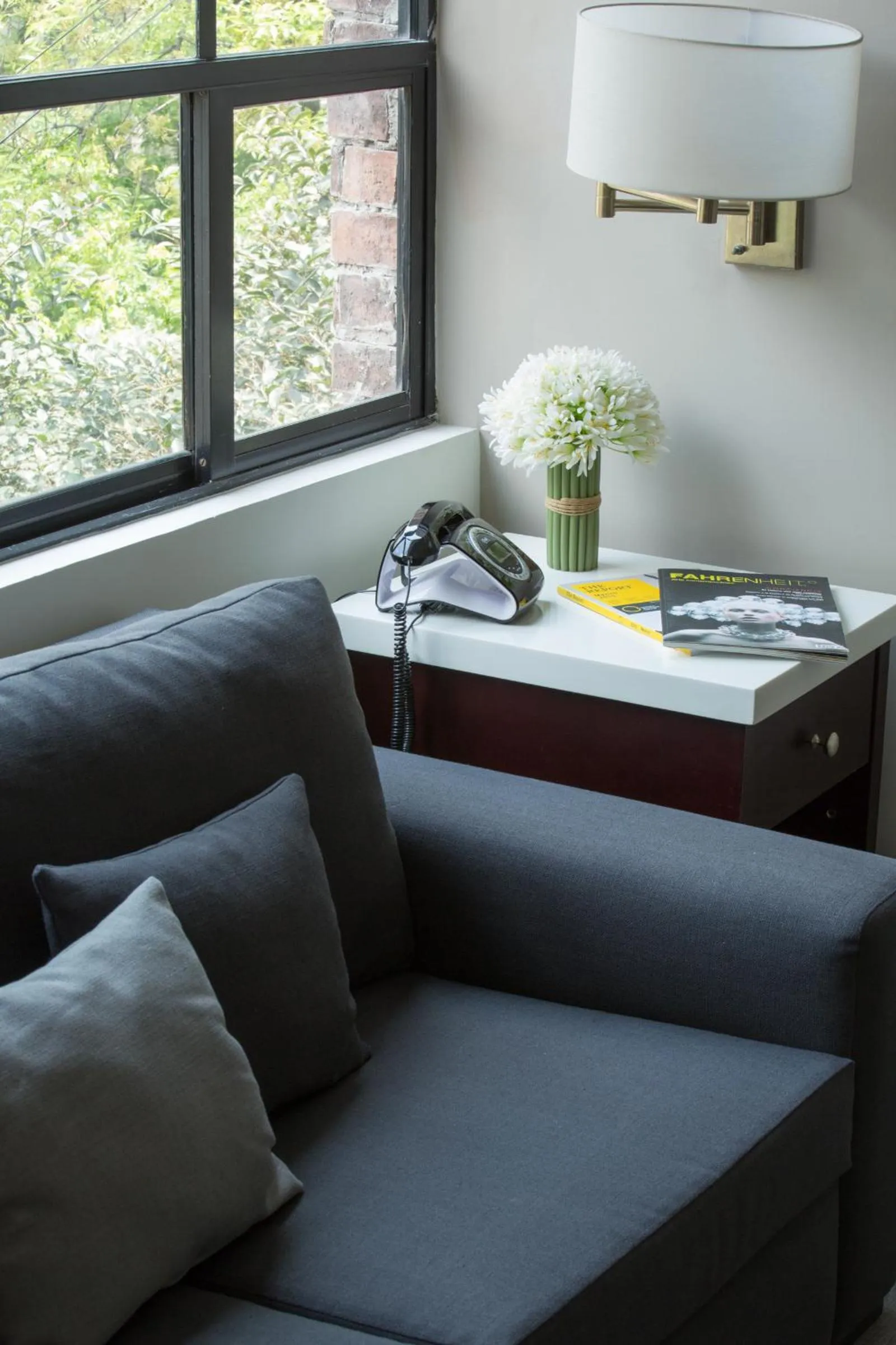 Decorative detail in FlowSuites Polanco