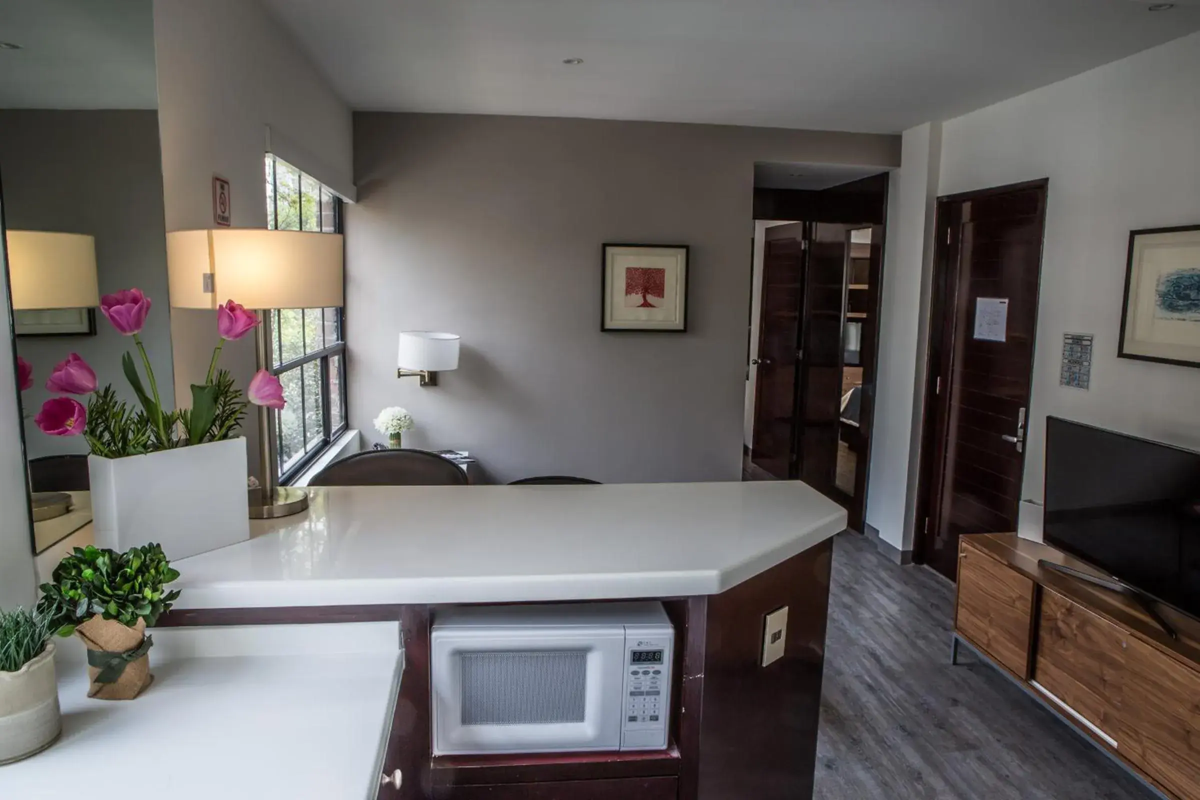 Decorative detail, Bed in FlowSuites Polanco Decorative detail, Bed in FlowSuites Polanco