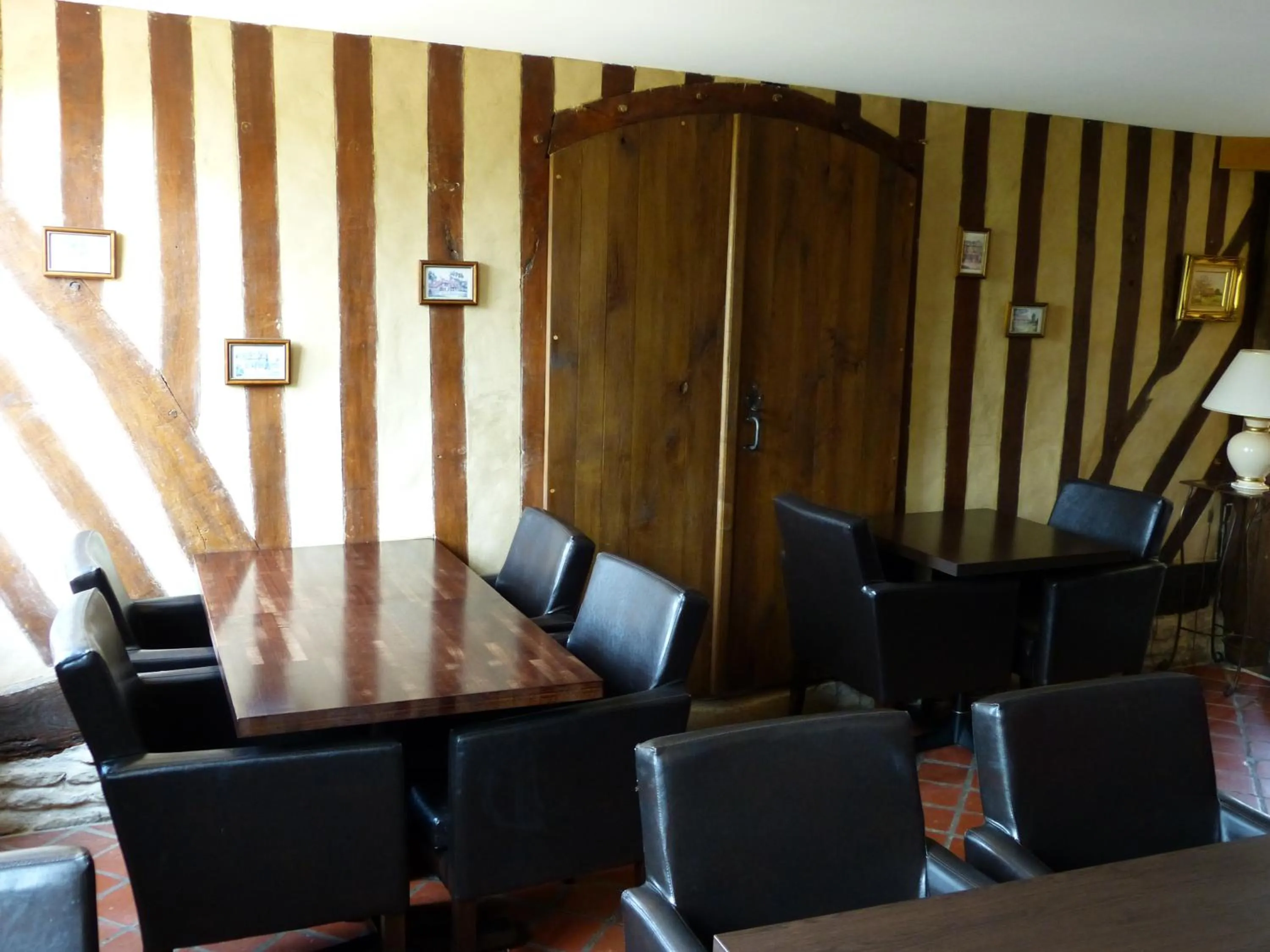 Le Pave d'Hotes