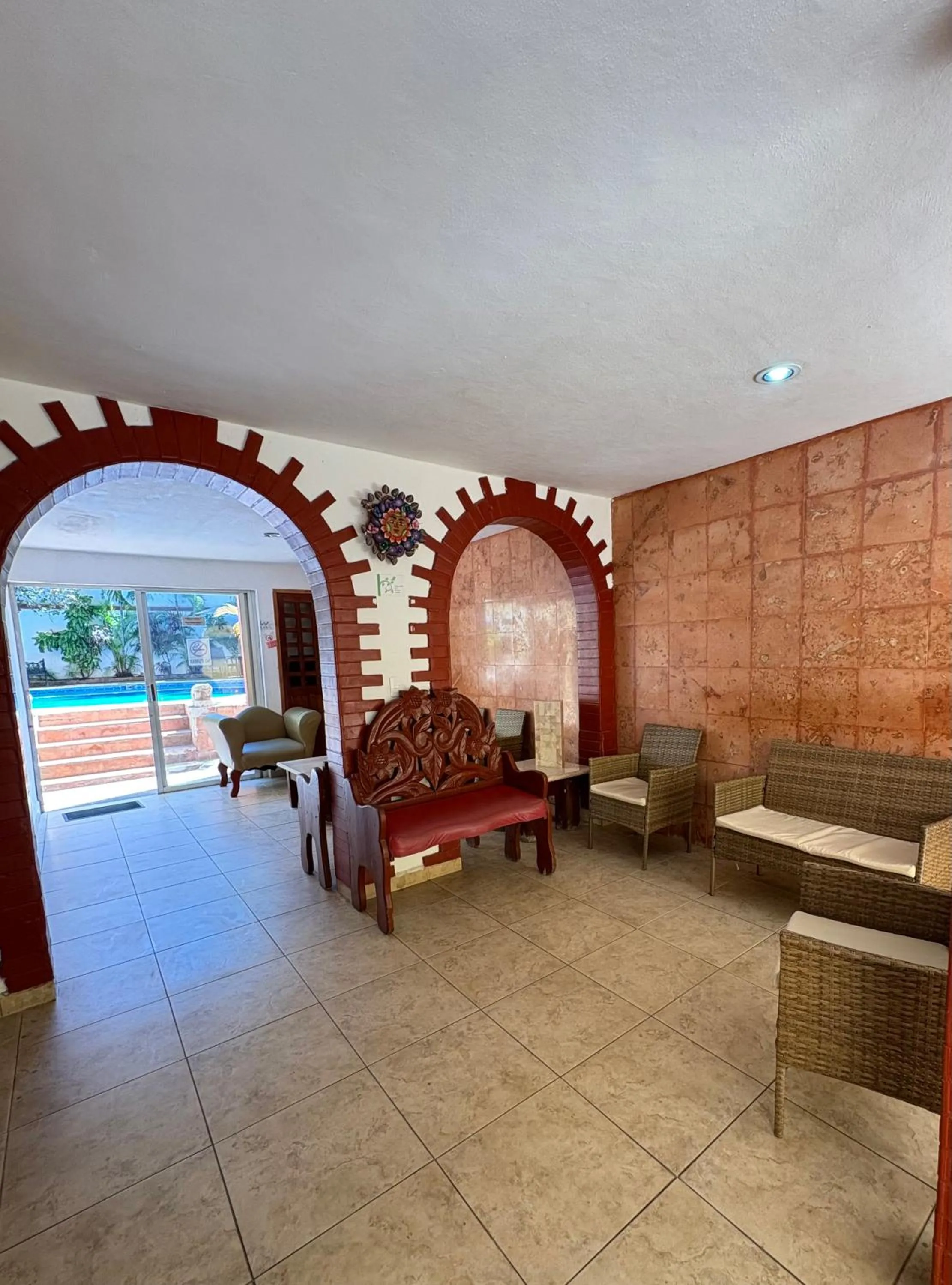 Living room in Suites Cancun Center