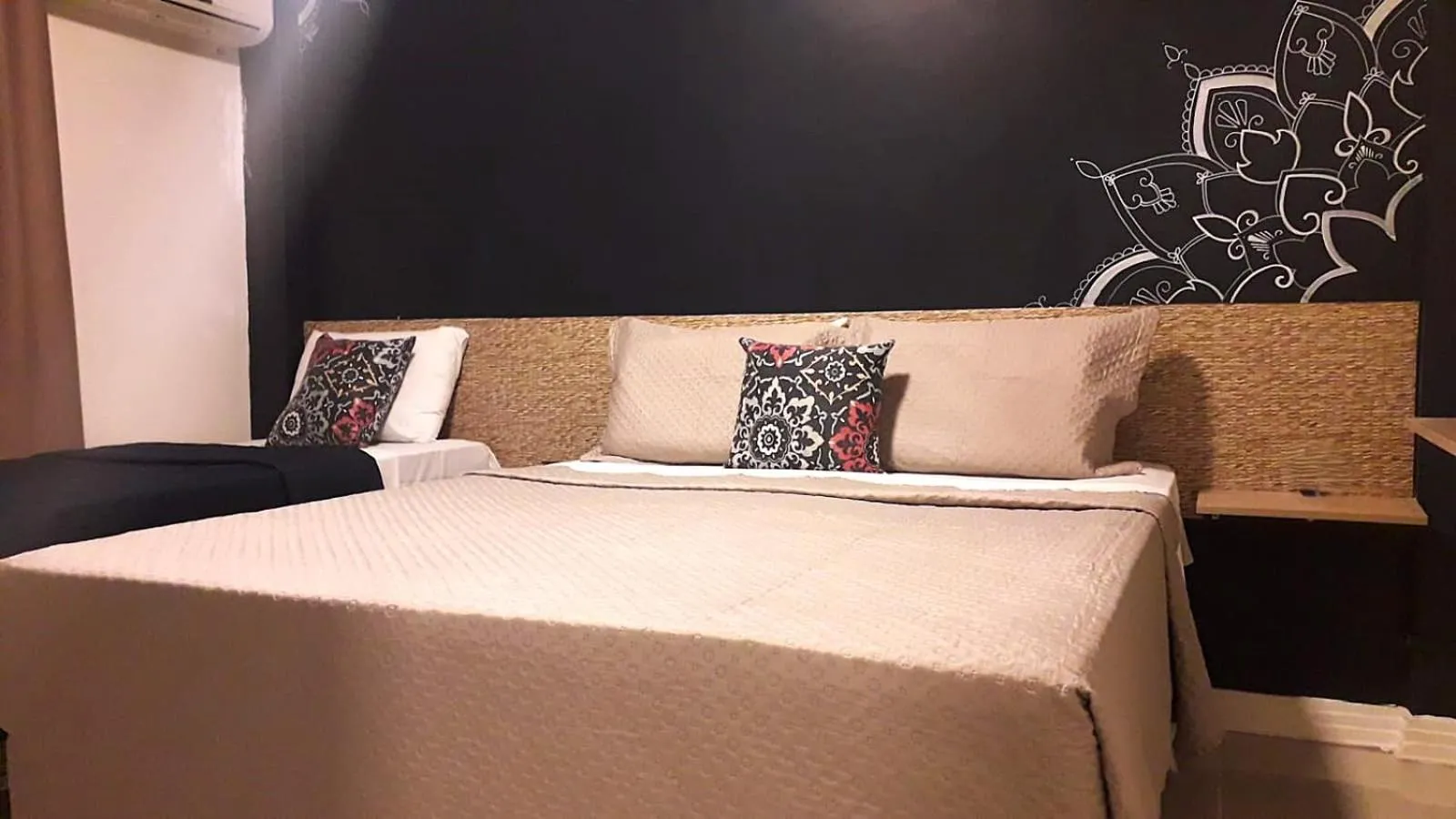 Photo of the whole room, Bed in Costa Maris Beach Hotel Frente Mar