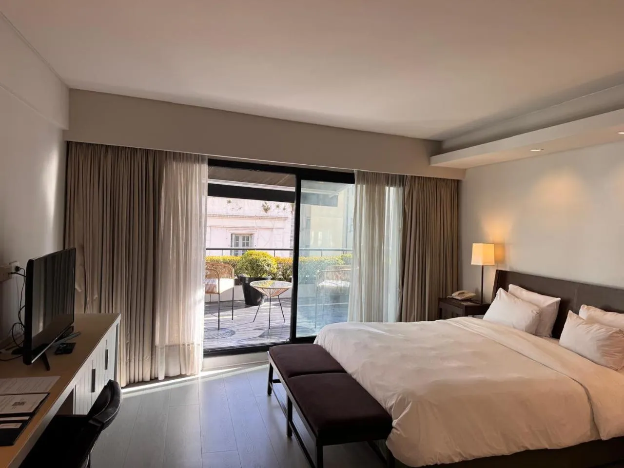 Balcony/Terrace, Bed in Libertad Hotel Buenos Aires