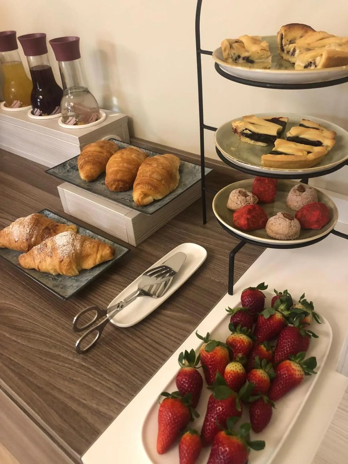 Buffet breakfast in Antica Dimora Luxury Rooms