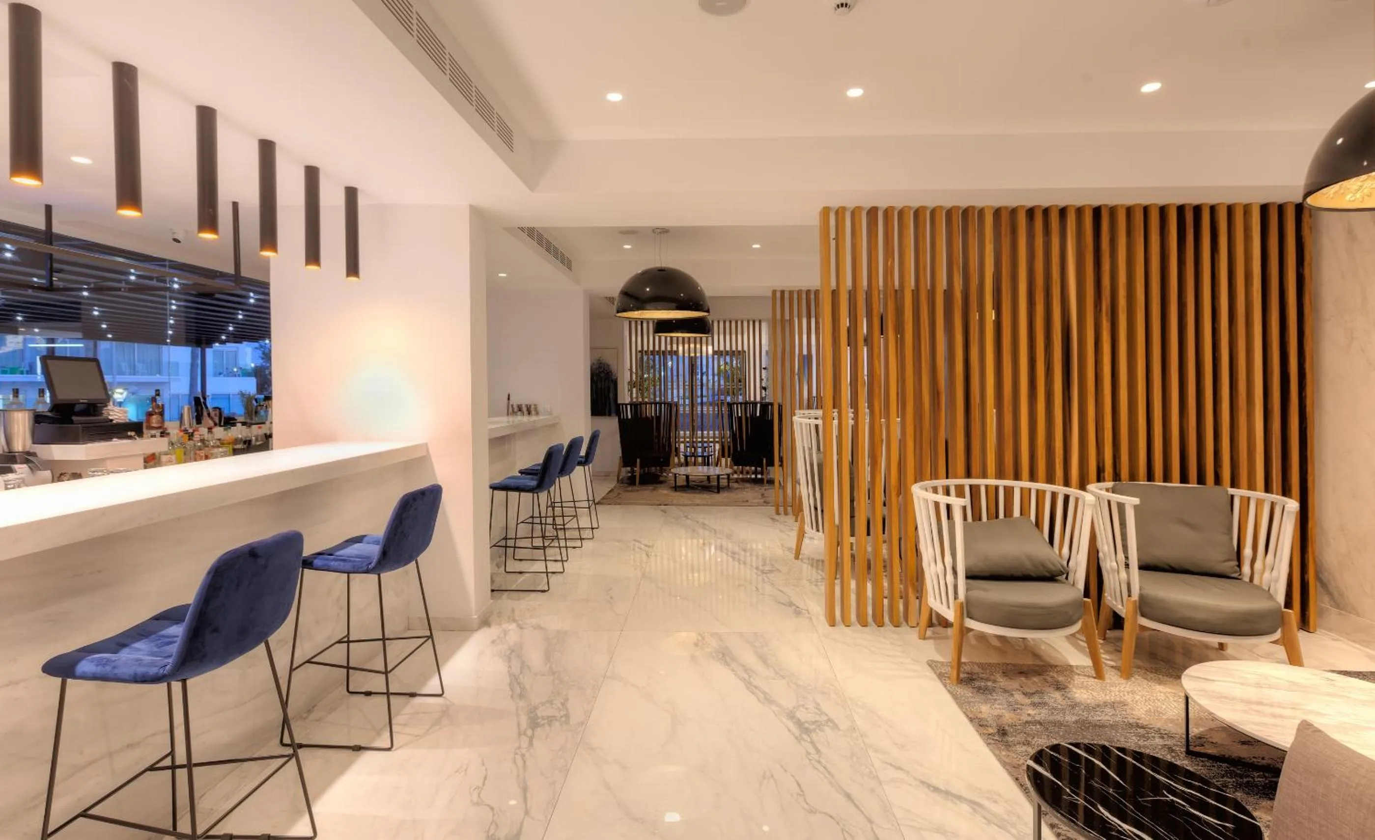 Lounge or bar in The Blue Ivy Hotel & Suites