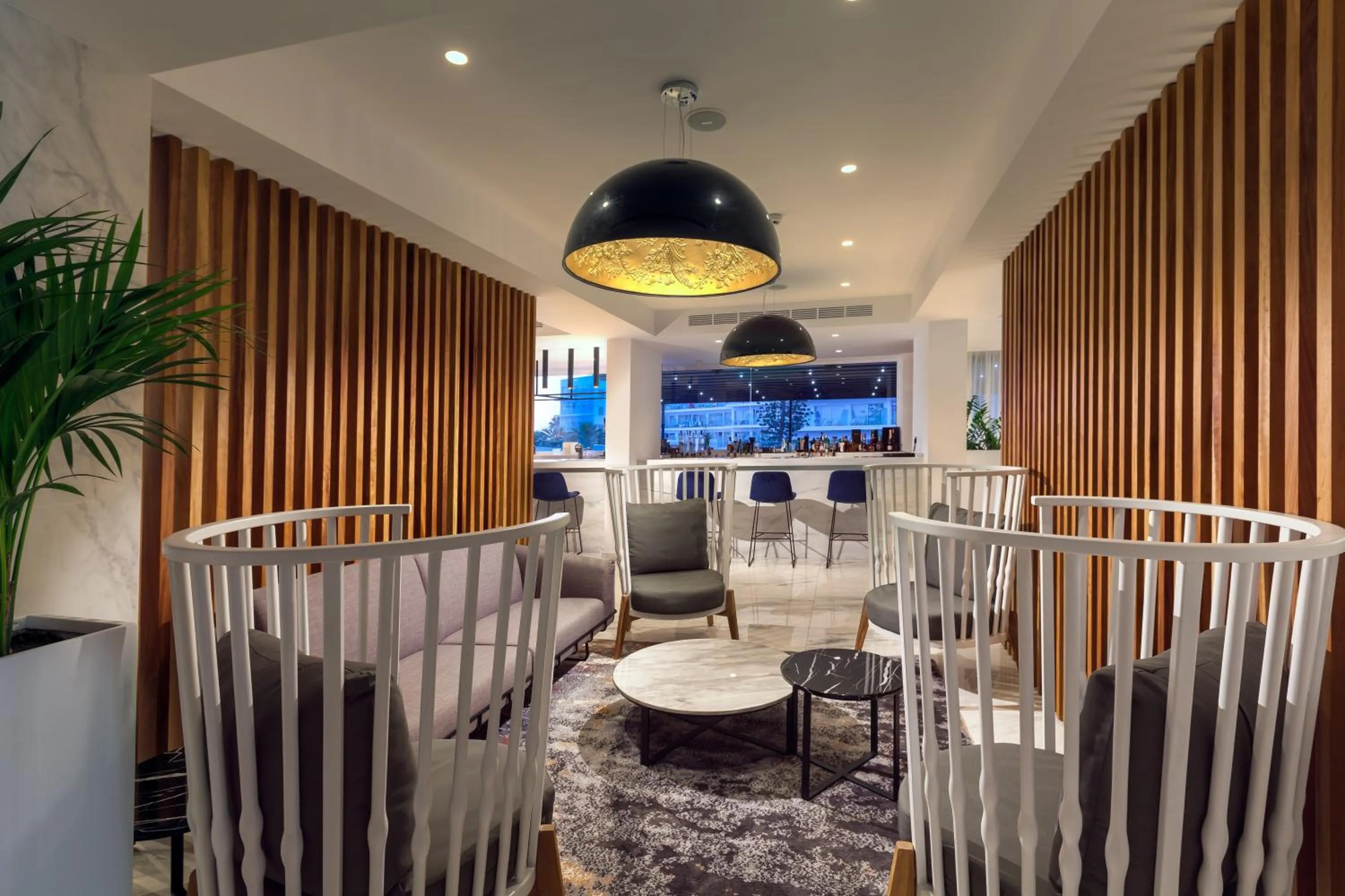 Lounge or bar in The Blue Ivy Hotel & Suites