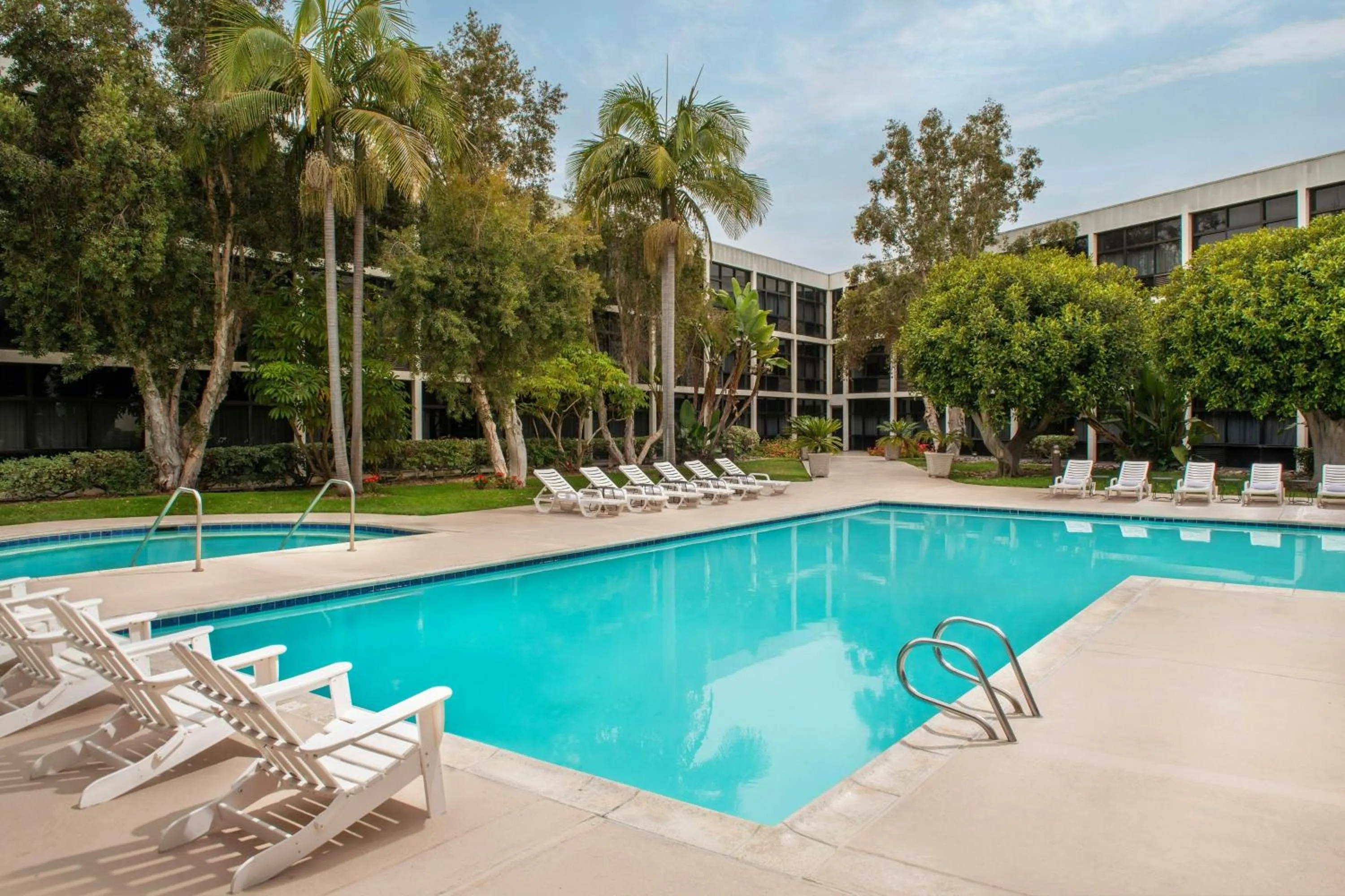 Swimming pool in Four Points by Sheraton San Diego