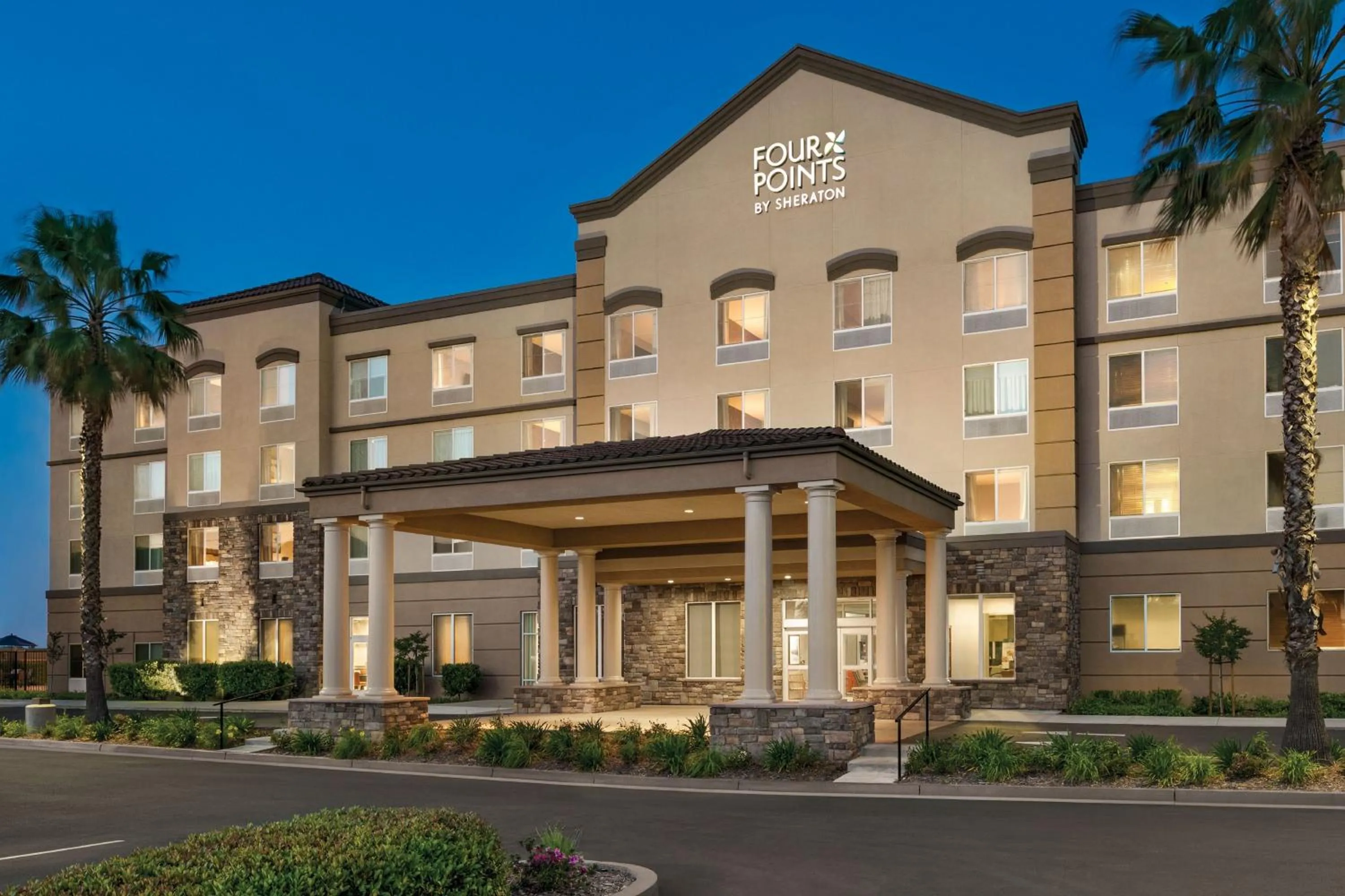 Property building in Four Points by Sheraton Sacramento Airport