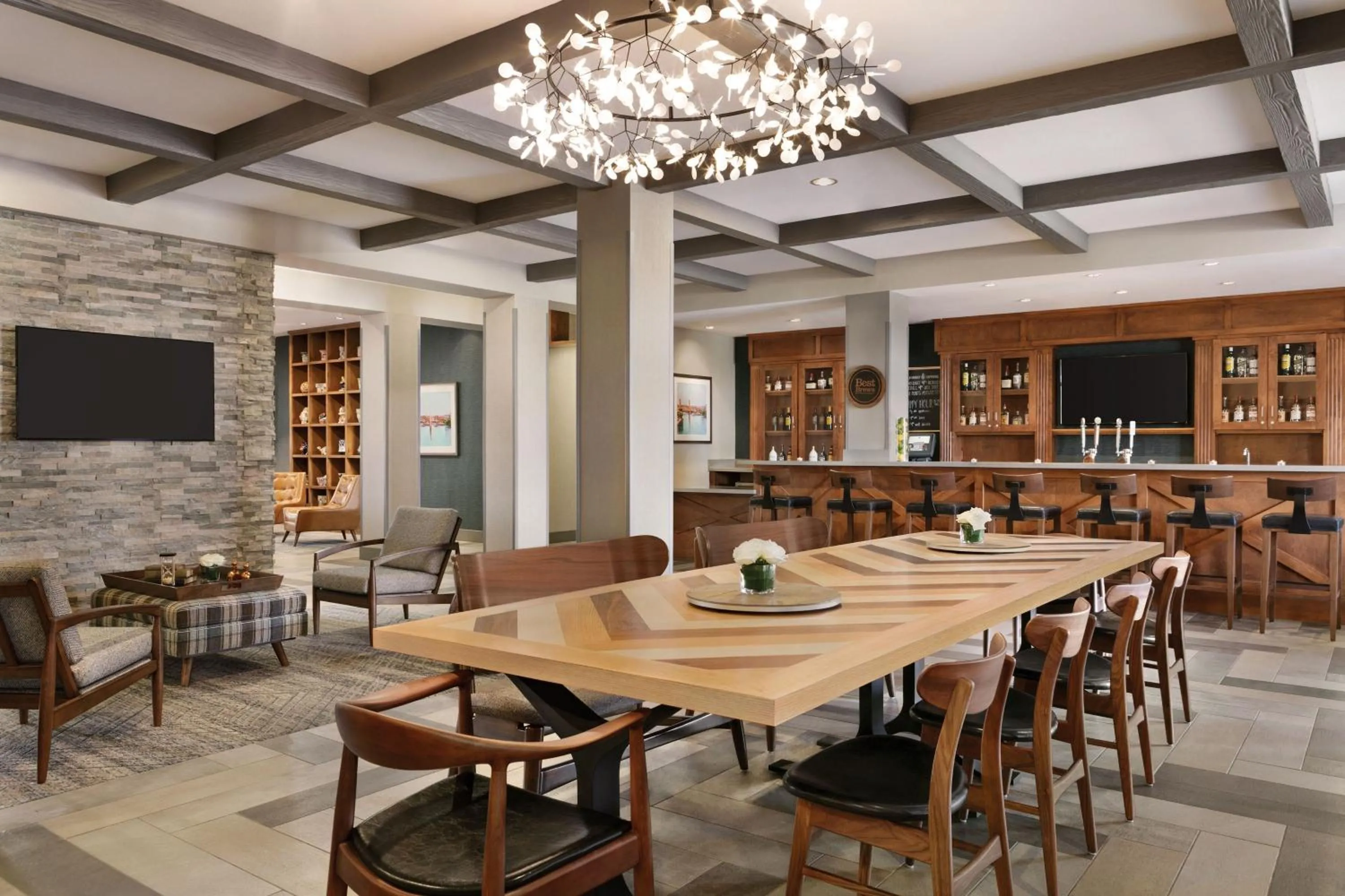 Restaurant/places to eat in Four Points by Sheraton Sacramento Airport