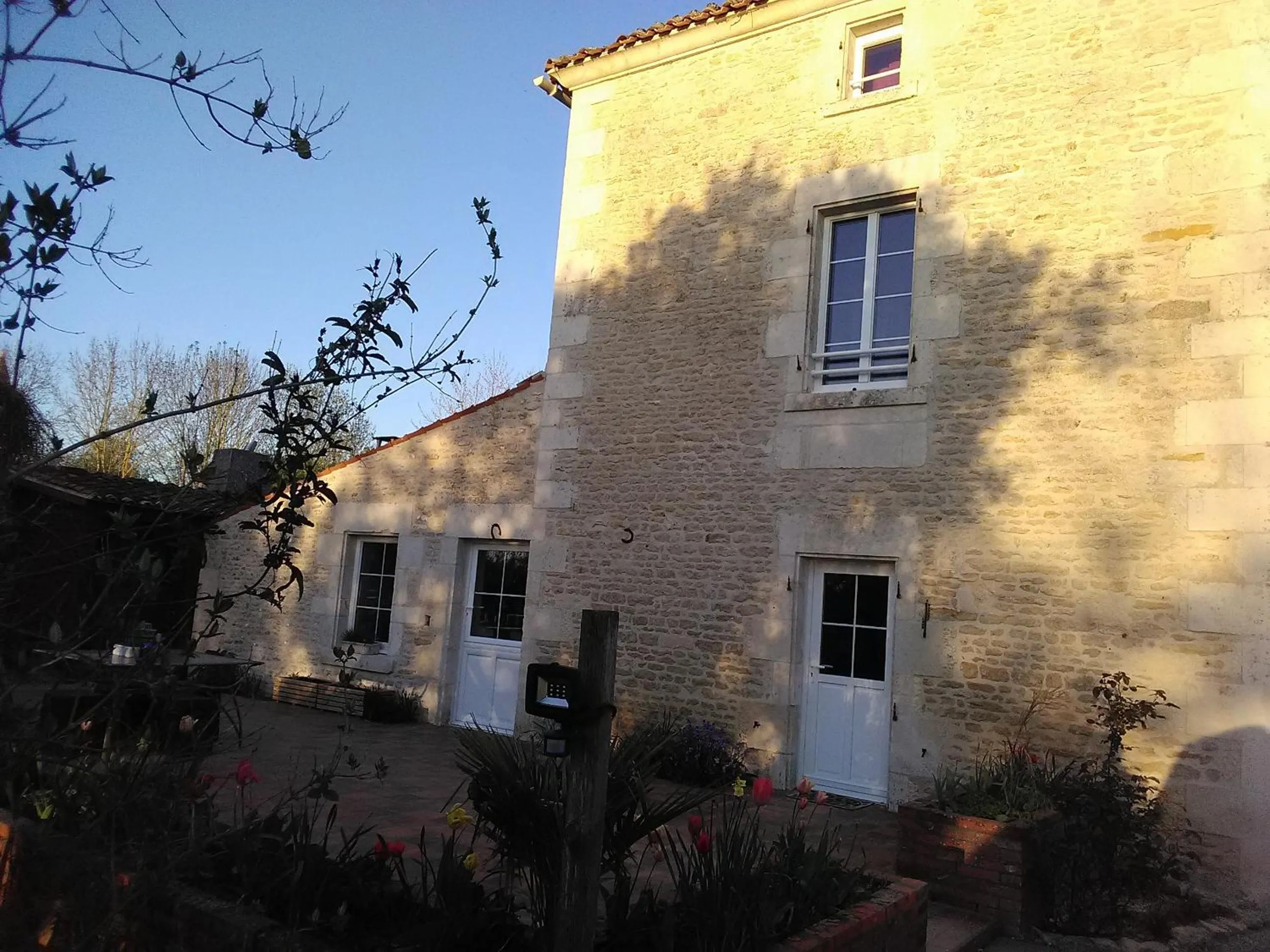 Balcony/Terrace in Le Marais Picotin