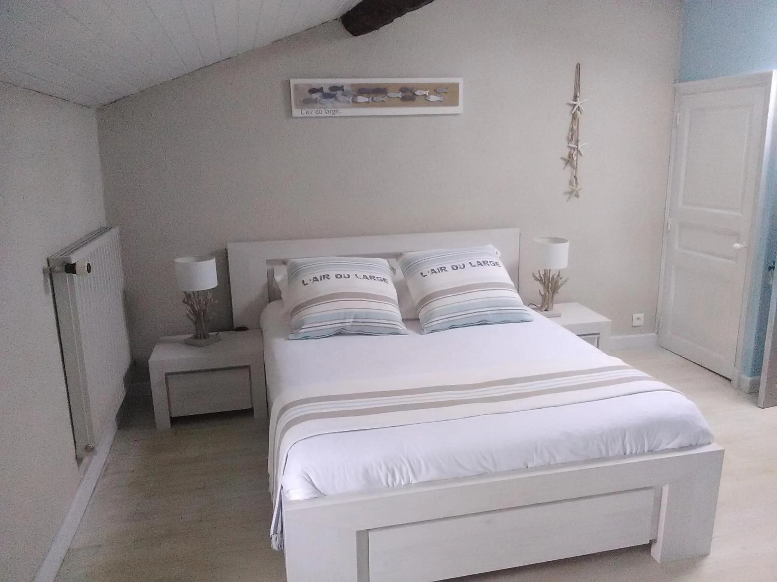 Bedroom, Bed in Le Marais Picotin