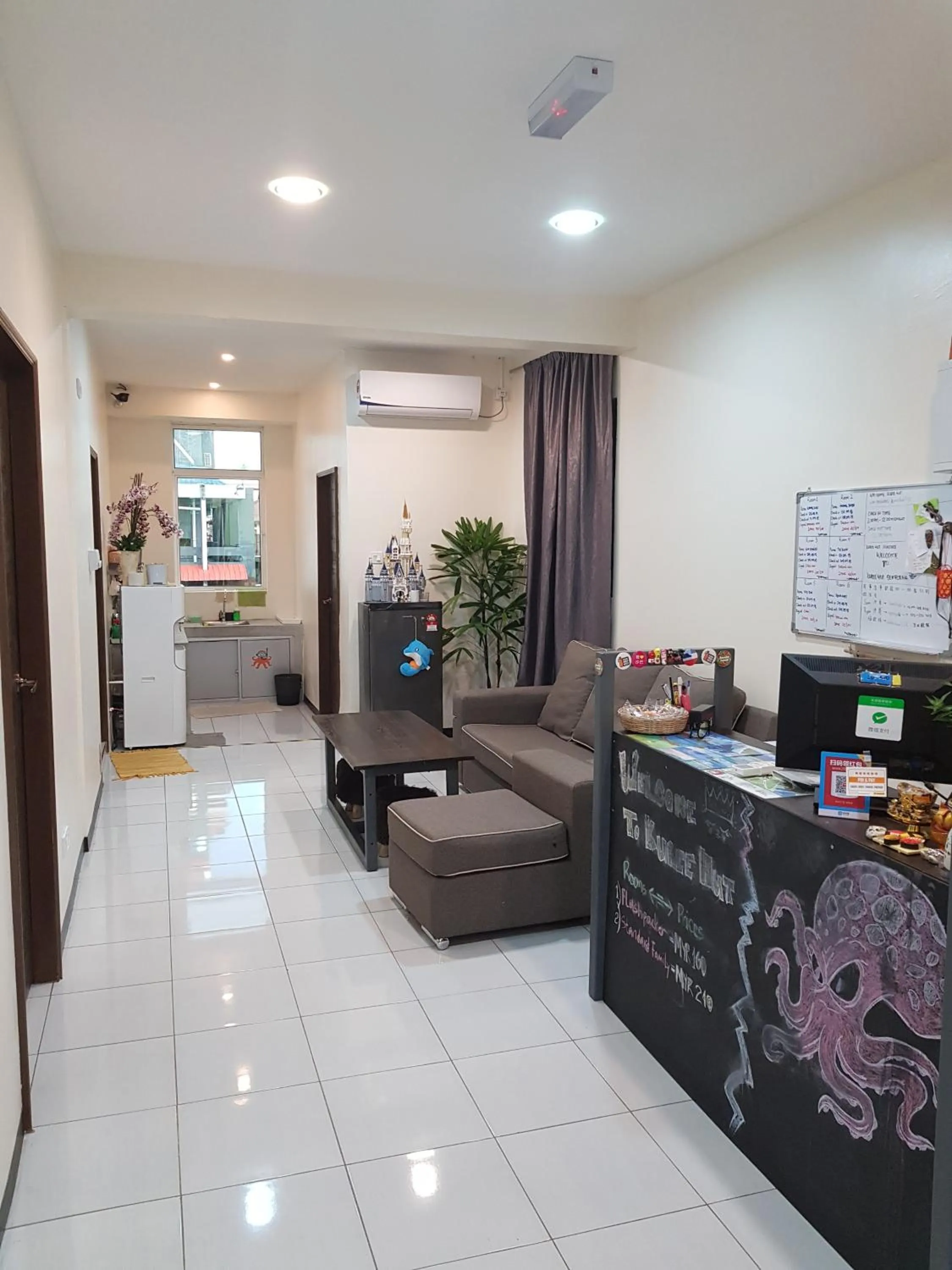 Living room in Kuree Hut