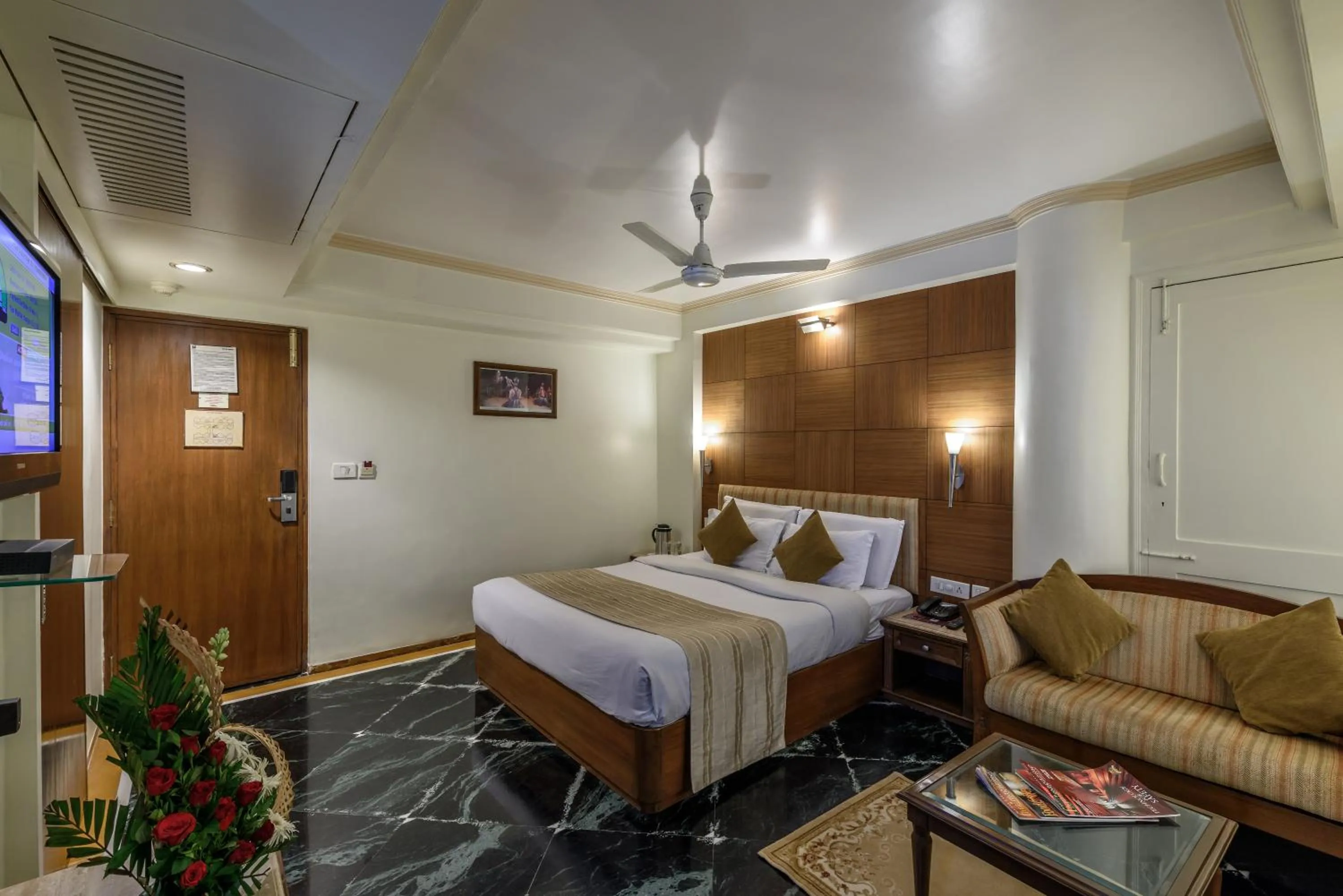 Bedroom, Bed in Comfort Inn President Near Ahmedabad Junction Station