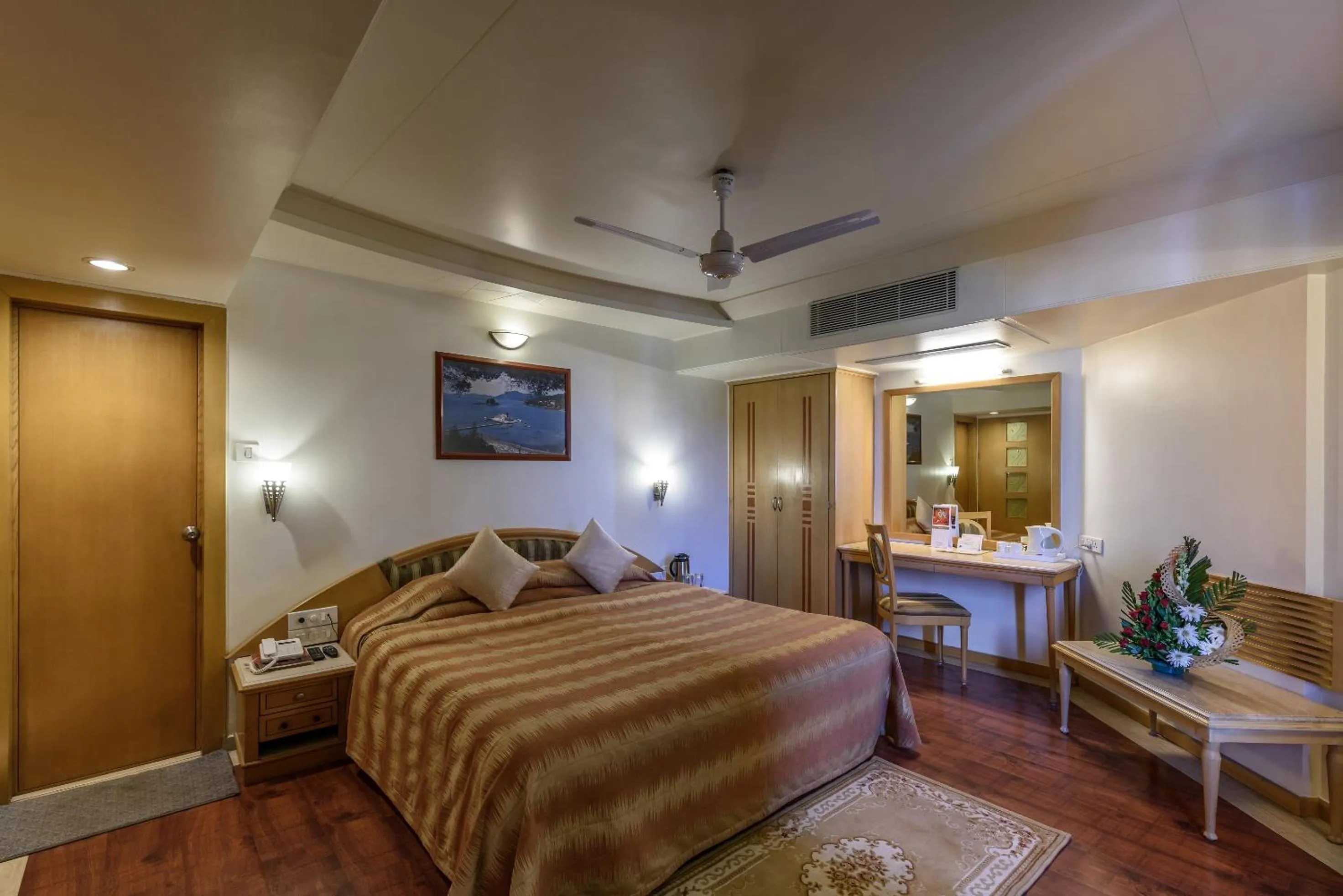 Bedroom, Bed in Comfort Inn President Near Ahmedabad Junction Station